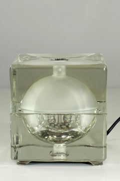 1968 Cubosfera Alessandro Mendini Lampada da tavolo in vetro ottico di design italiano