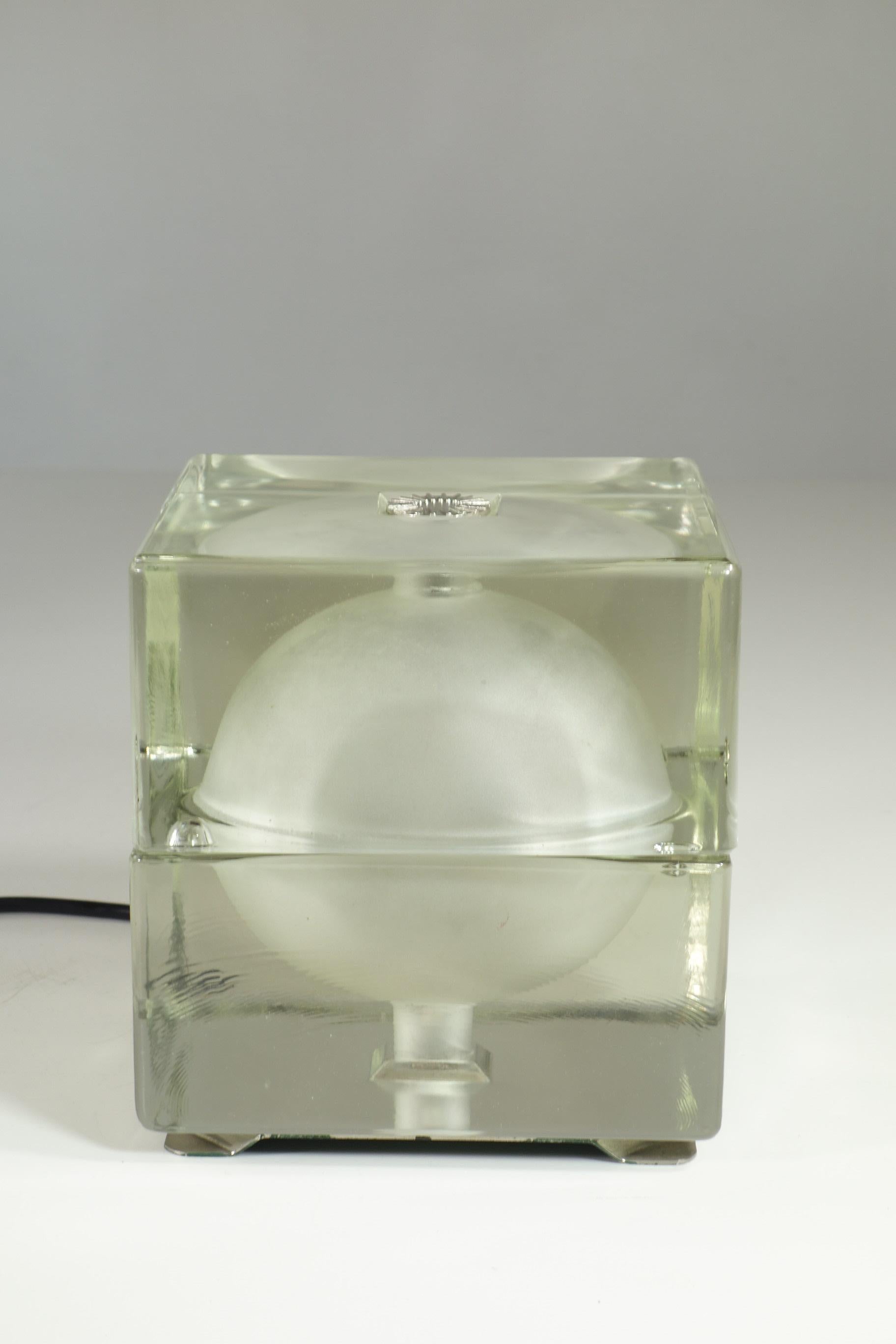 Lampe de bureau italienne Cubosfera Alessandro Mendini en verre de l'ère spatiale, 1968 en vente 4