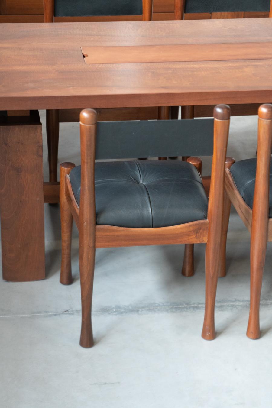 Italian 1968 Dining Set with Sideboard by S. Coppola for Bernini – Iconic Mid-Century It in vendita