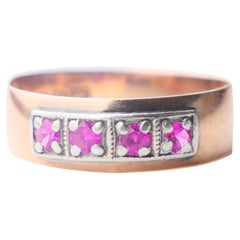 Bague finlandaise de 1968 en or rose 14 carats massif et rubis  Ø 8US/ 1.8g