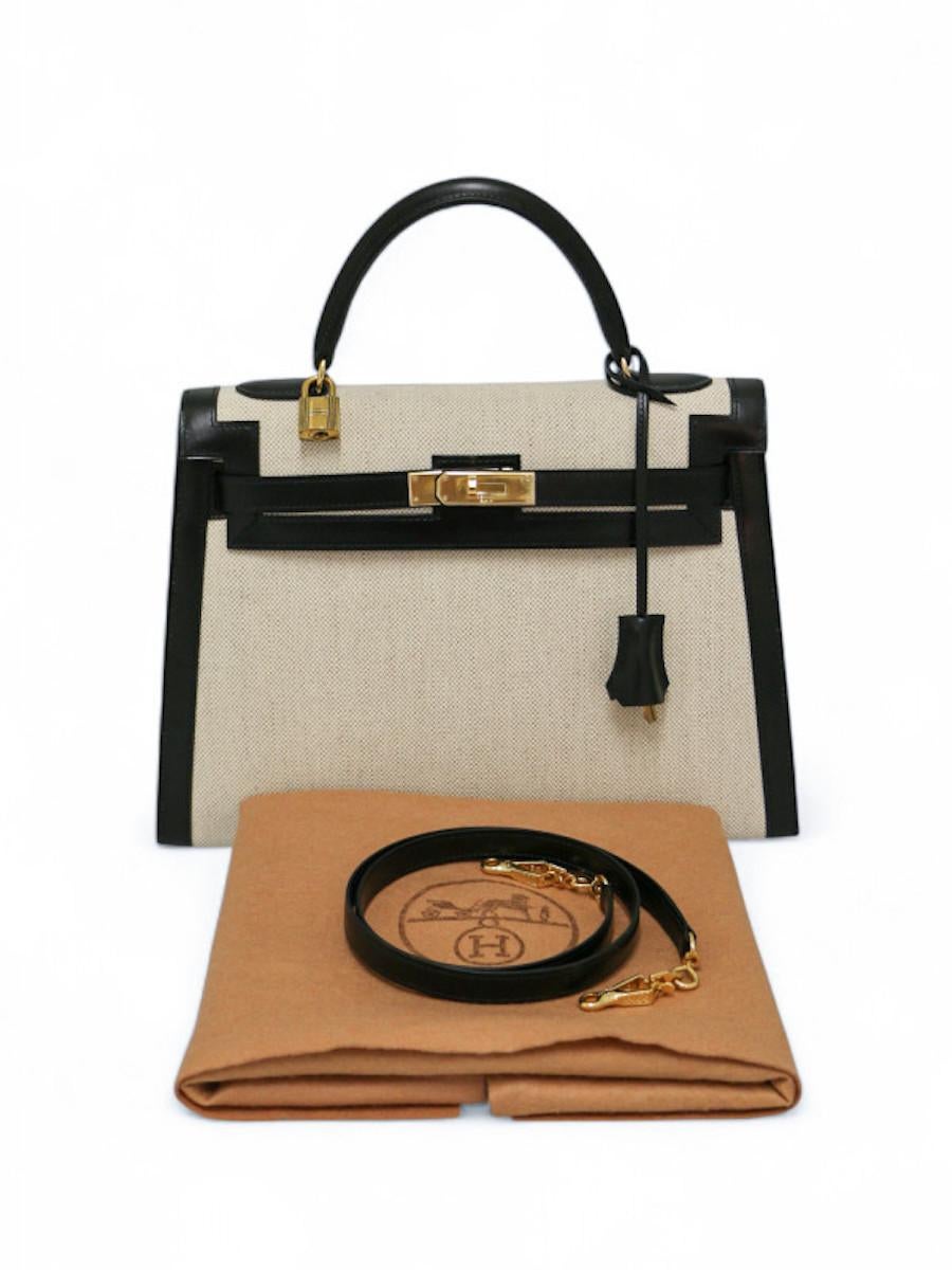 Women's or Men's 1968 Hermès Kelly 32 canvas and leather For Sale