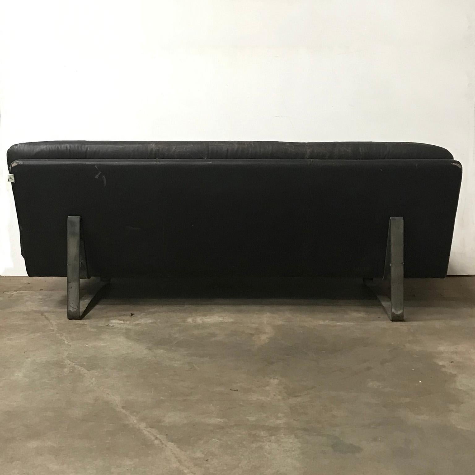 Mid-Century Modern 1968, Kho Liang Ie for Artifort, Black Base 3-Seat in Dark Brown Padded Leather