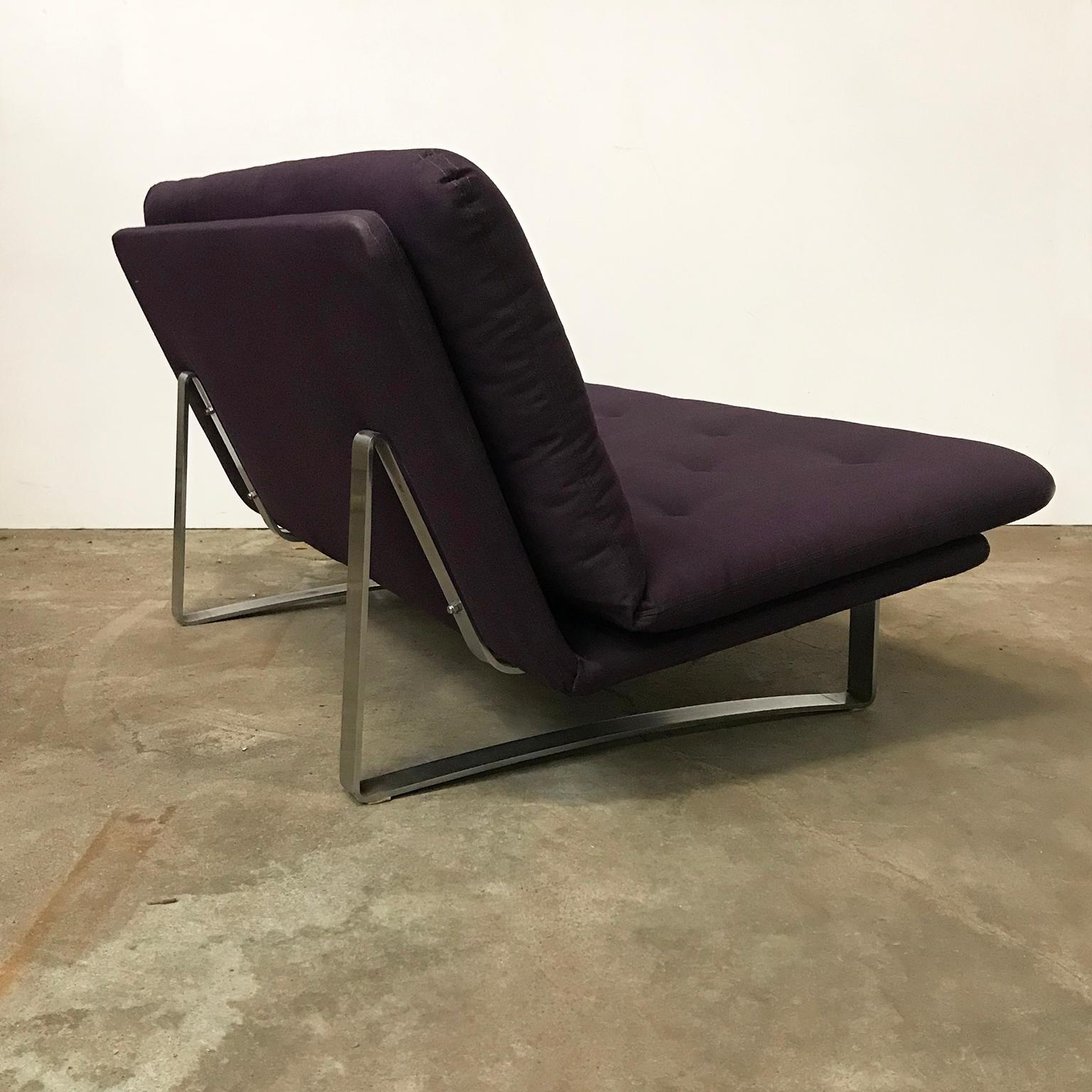 Dutch 1968, Kho Liang Ie for Artifort, Chrome Base 2-Seat, Redone in Purple Fabric For Sale