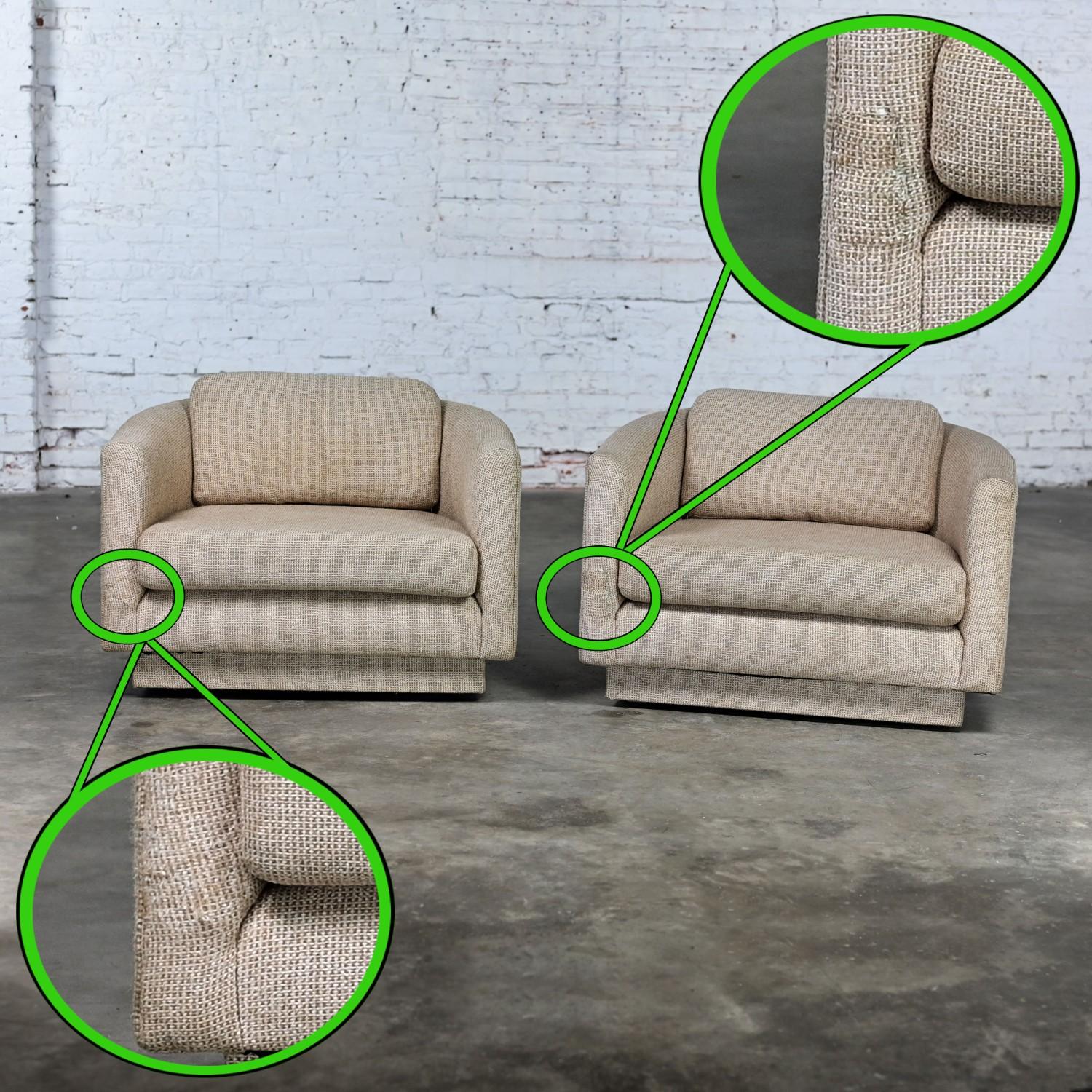 Paire de chaises de seau ou de seau pivotants MCM de 1968, style Milo Baughman en vente 3