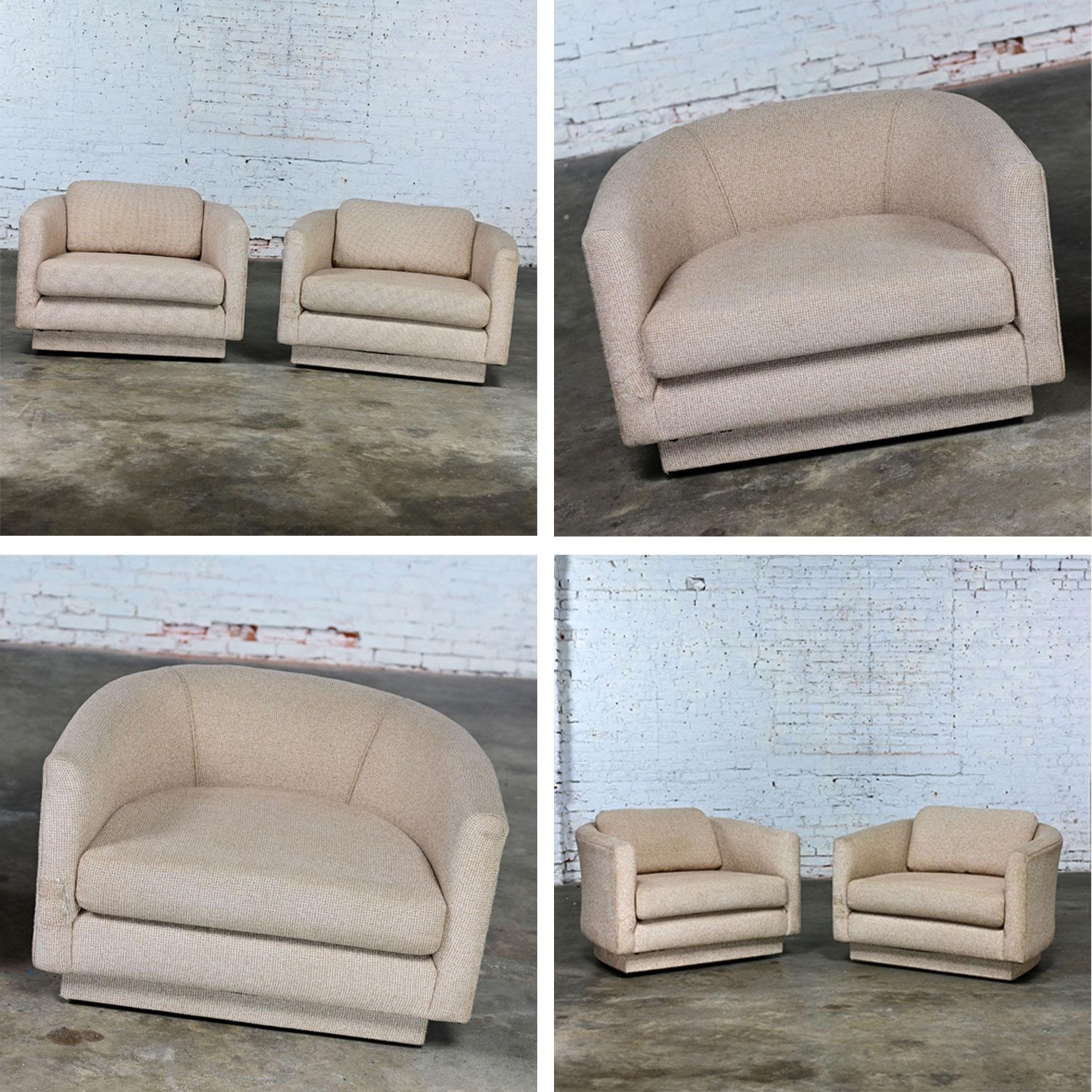 Paire de chaises de seau ou de seau pivotants MCM de 1968, style Milo Baughman en vente 8