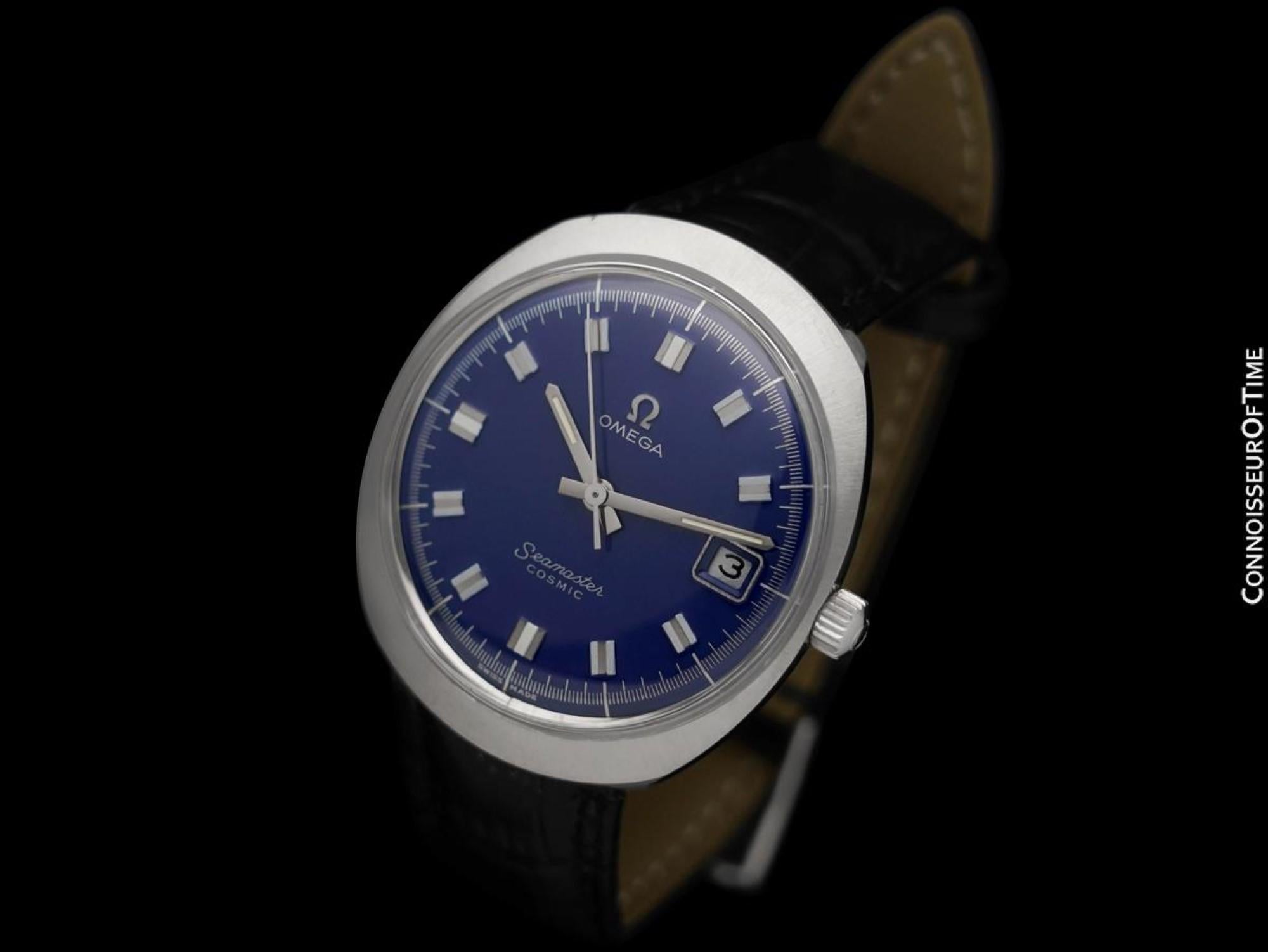 1968 Omega Seamaster Vintage Mens Handwound Watch with Navy Blue Dial In Excellent Condition For Sale In Suwanee, GA