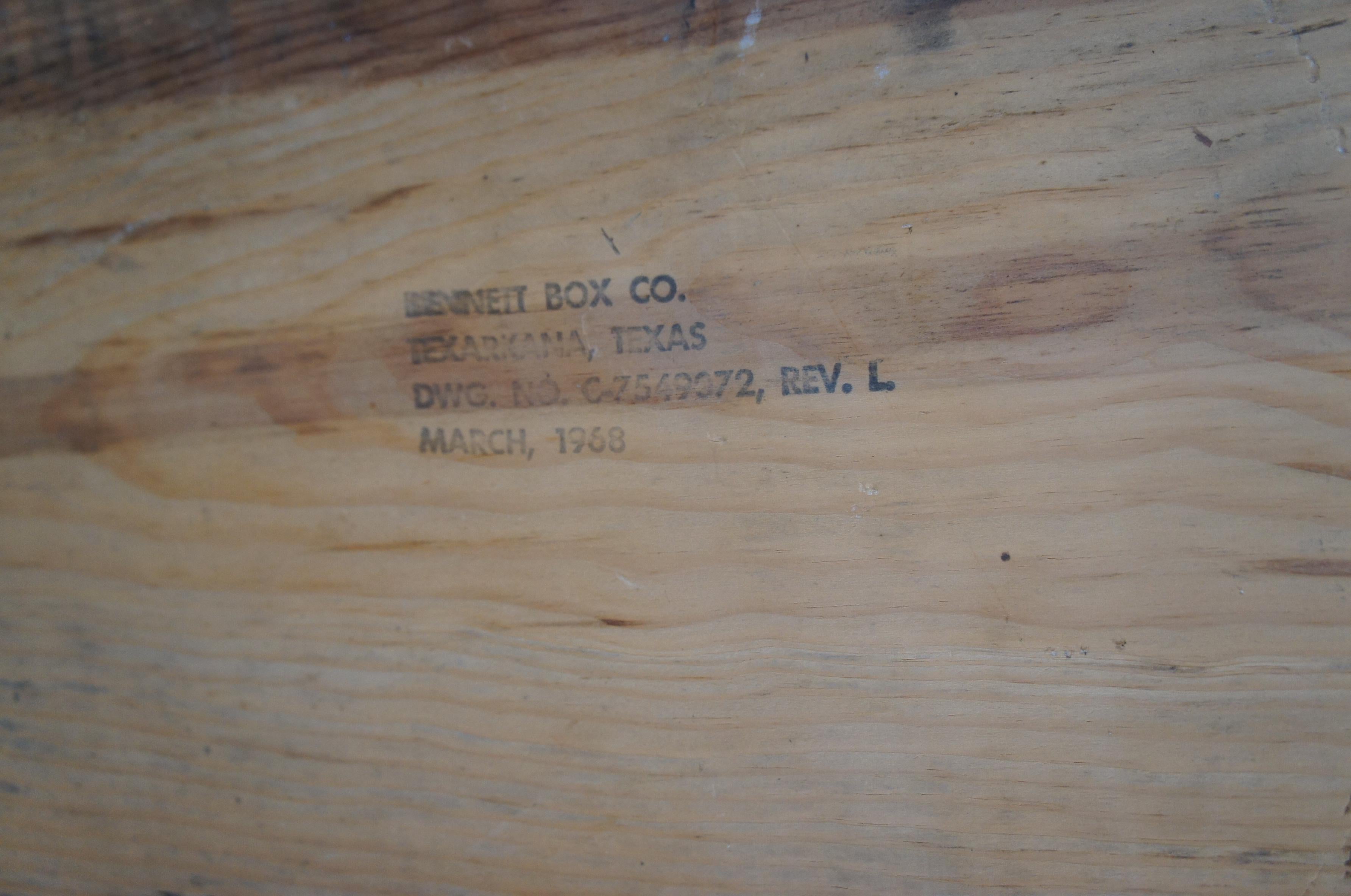 1968 Pine Ammunition for Cannon Without Projectiles Ammo Crate Bennett Box 37