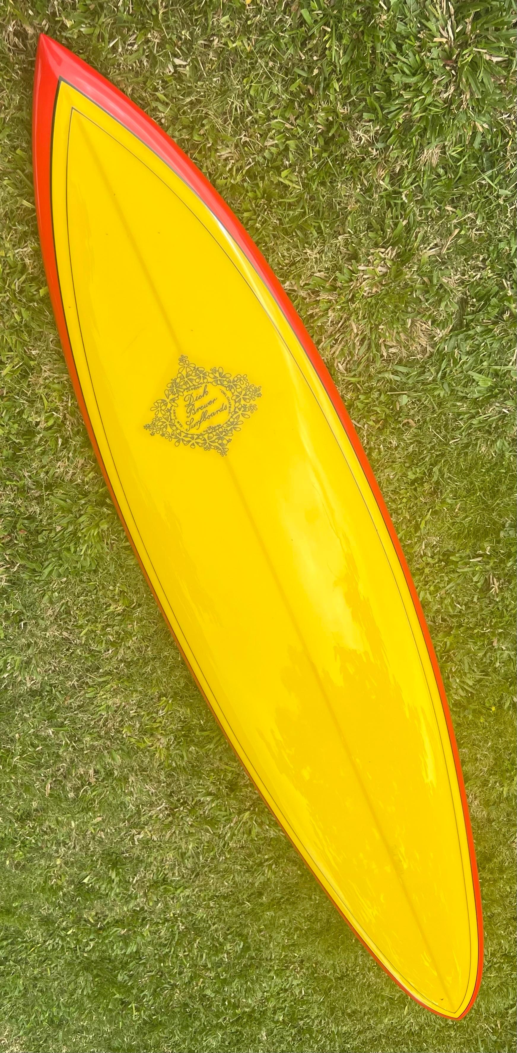Américain 1968 Replica Lahaina Clinton Blears model surfboard by Dick Brewer en vente