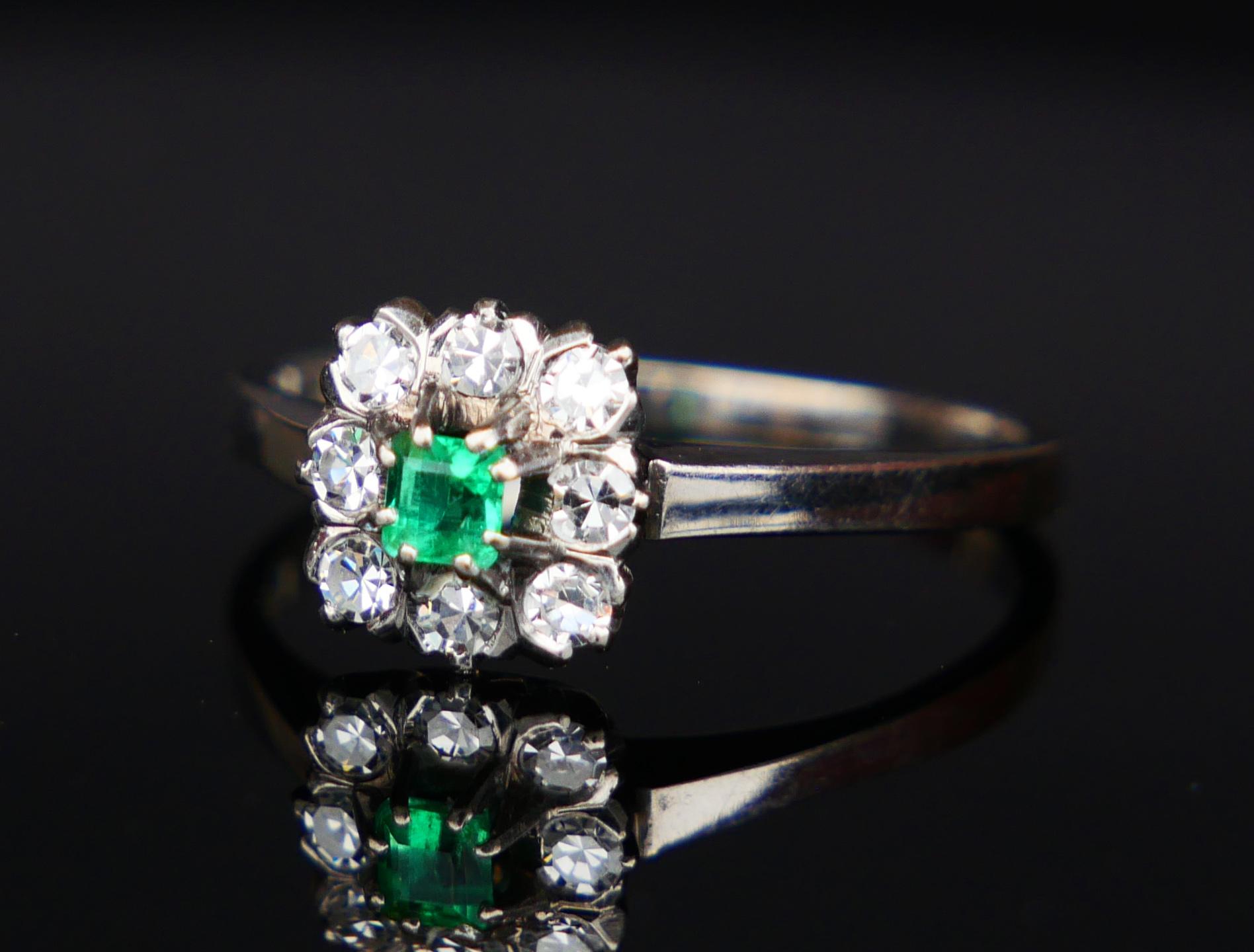 Old European Cut 1968 Ring natural Emerald Diamonds solid 18K Gold Ø US6.75/ 2.9gr For Sale