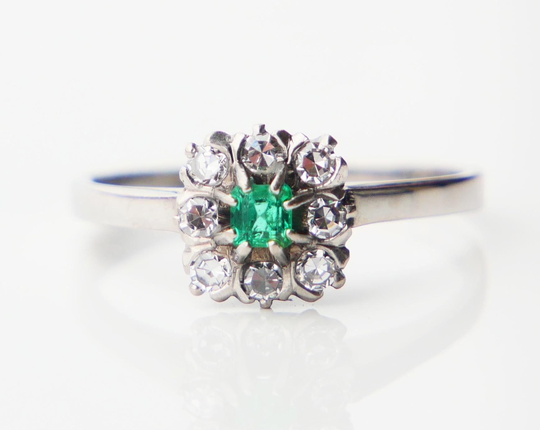 1968 Ring natural Emerald Diamonds solid 18K Gold Ø US6.75/ 2.9gr For Sale 2