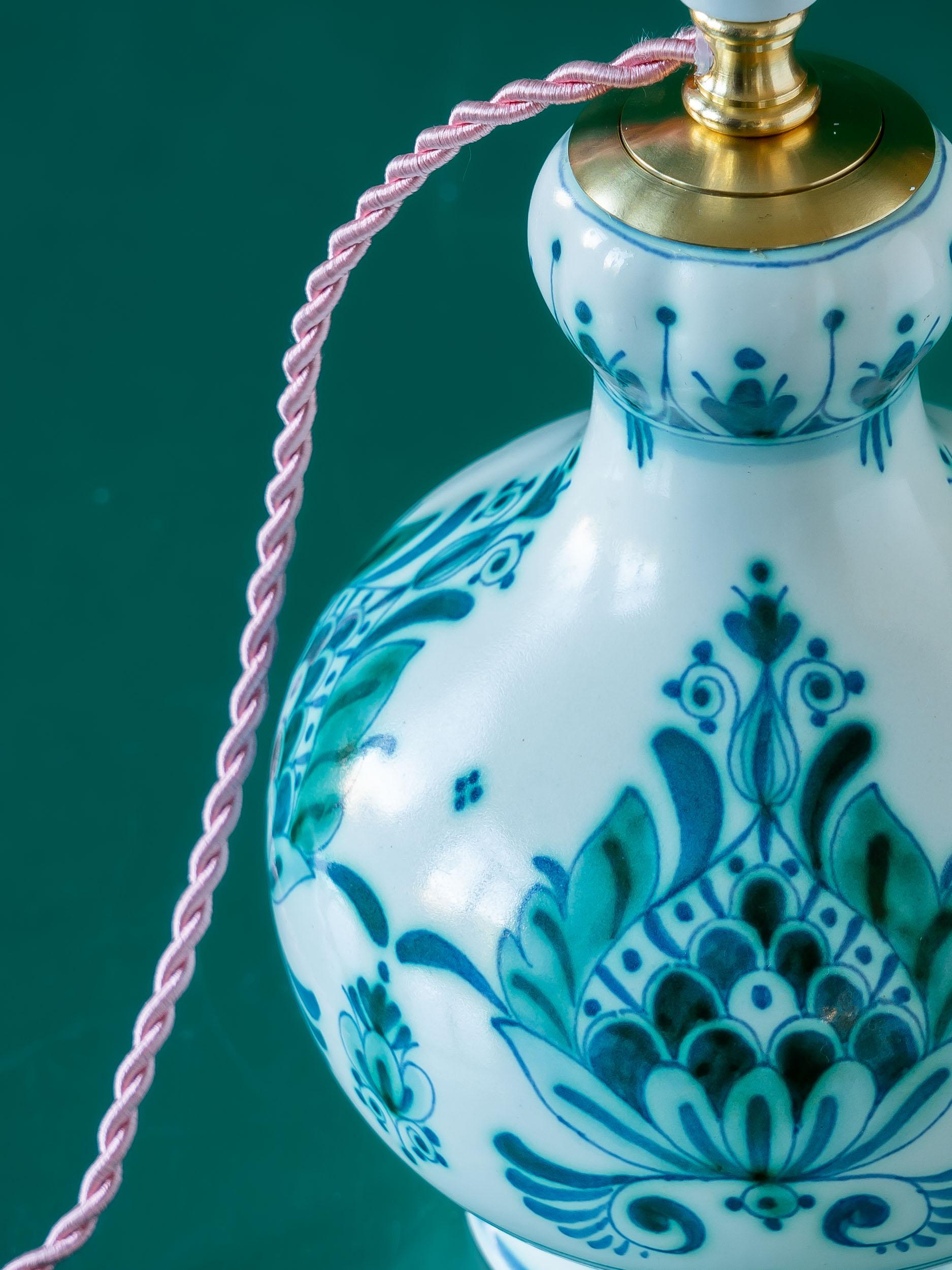 Olandese Lampada da tavolo Royal Delft Green (Delvert) (1968-1976), paralume New Liberty Peacock in vendita