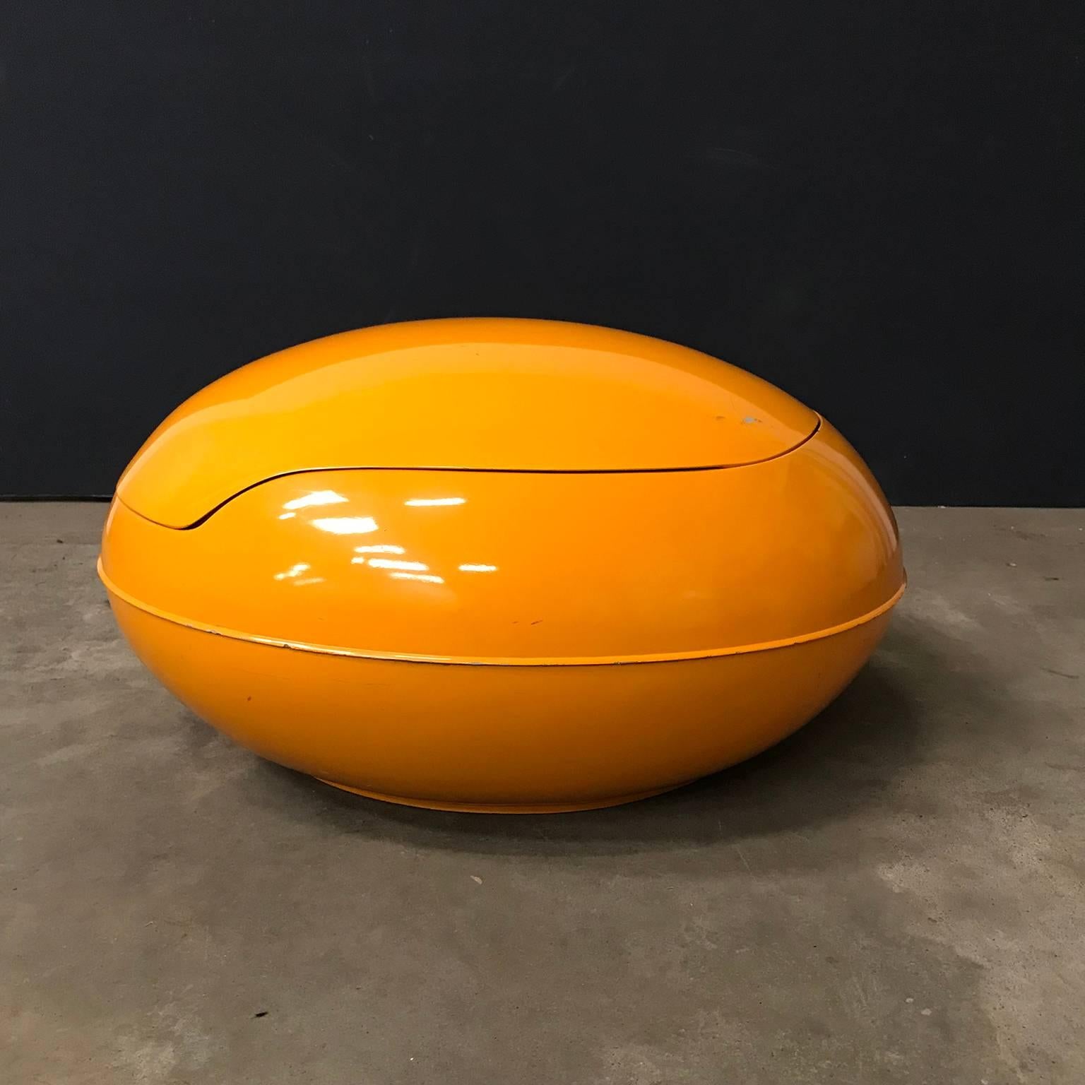 1968, Peter Ghyczy pour Ghyczy Design, œuf de jardin ou œuf Senftenberg jaune 2