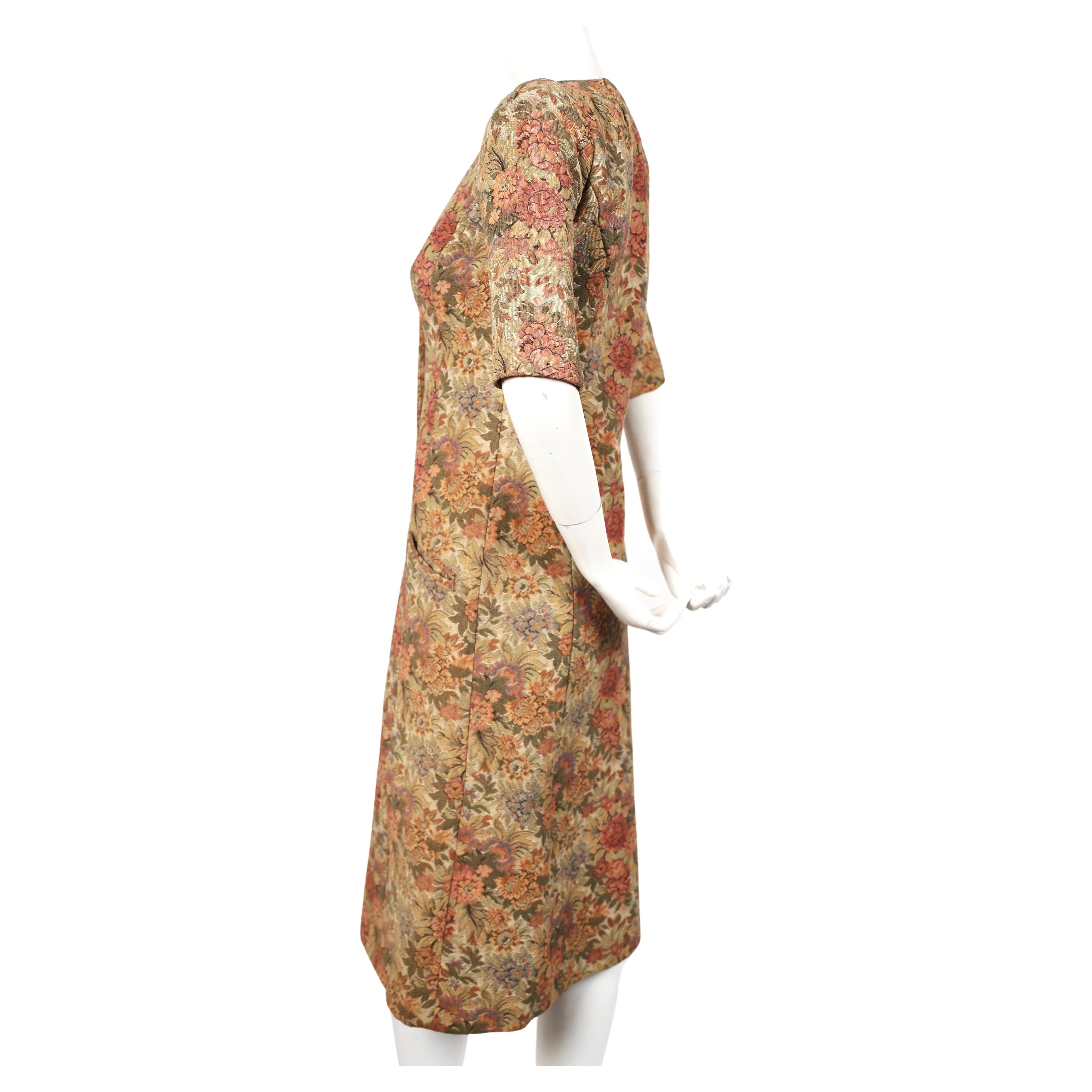 BIBA - Manteau en tapisserie florale avec manches de trois quarts, 1969  Unisexe en vente