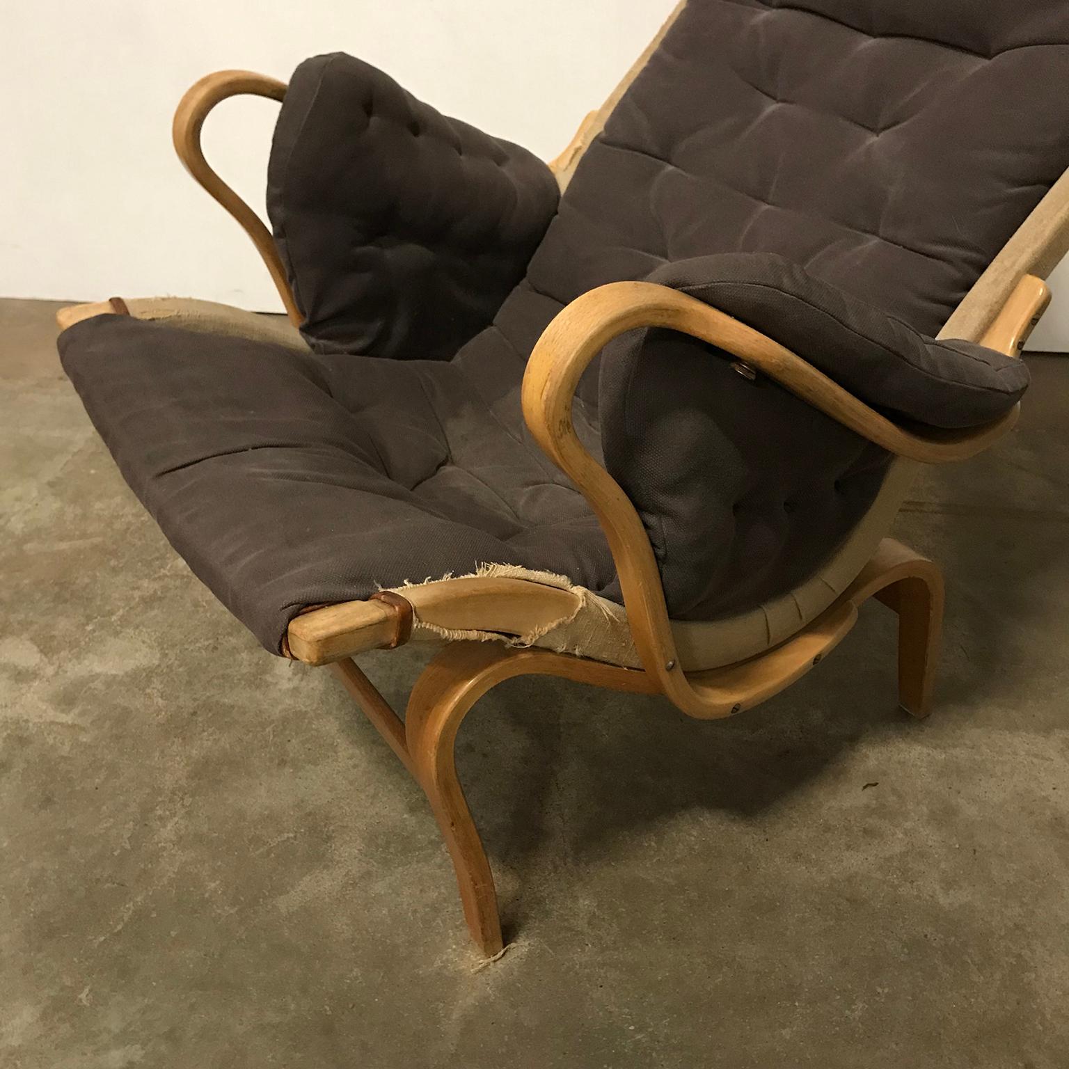 1969, Bruno Mathsson for Dux, Pernilla Lounge Chair For Sale 3