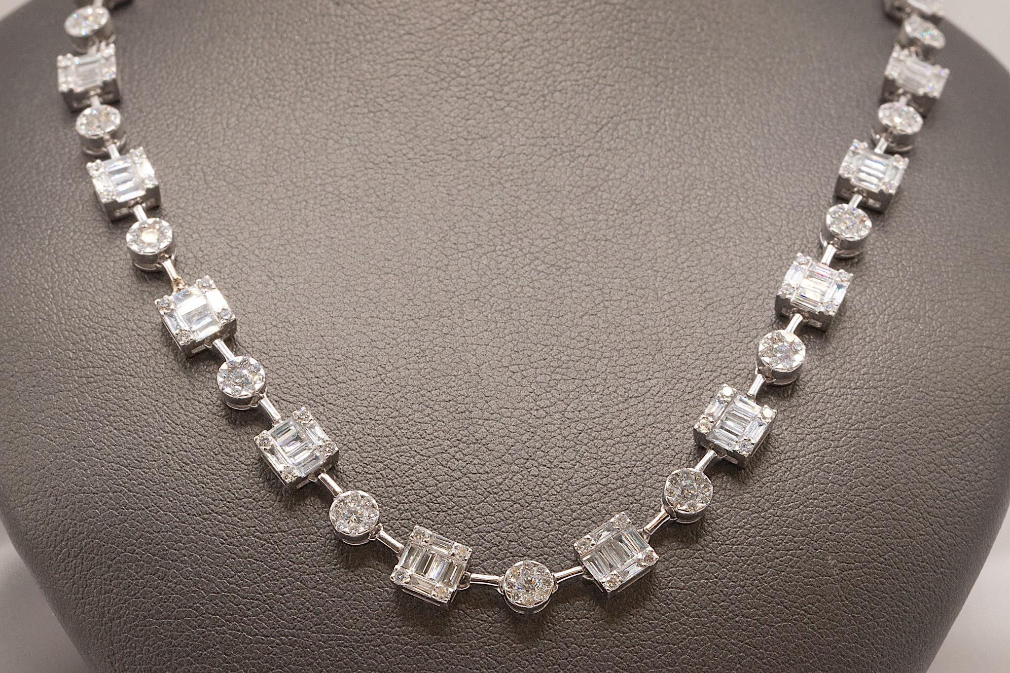 Collana con diamanti convertibili in oro bianco 18k da 19,69 carati in vendita 5