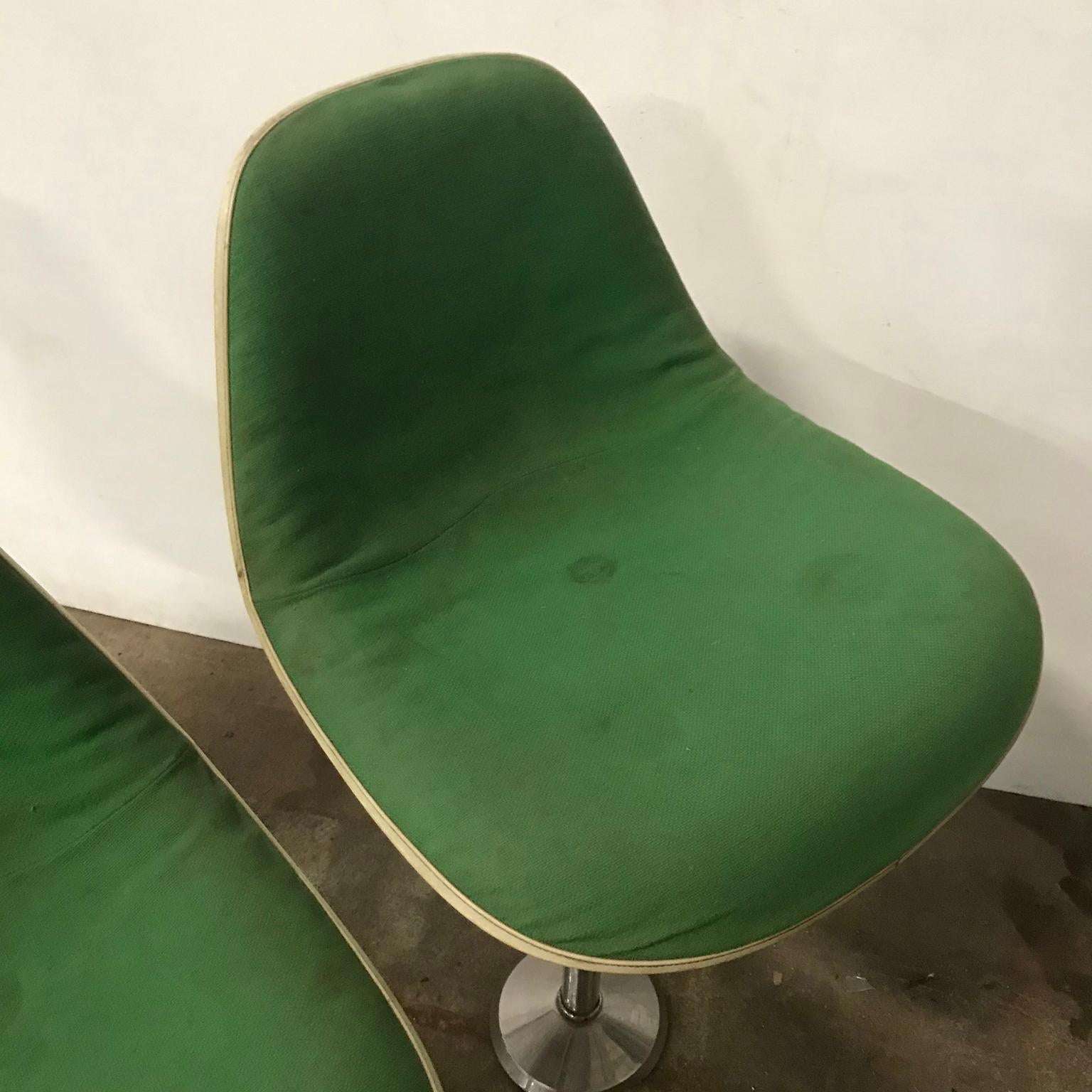 1969 Eames Herman Miller/Fehlbaum Extremely Rare White Barstools in Green Fabric For Sale 3