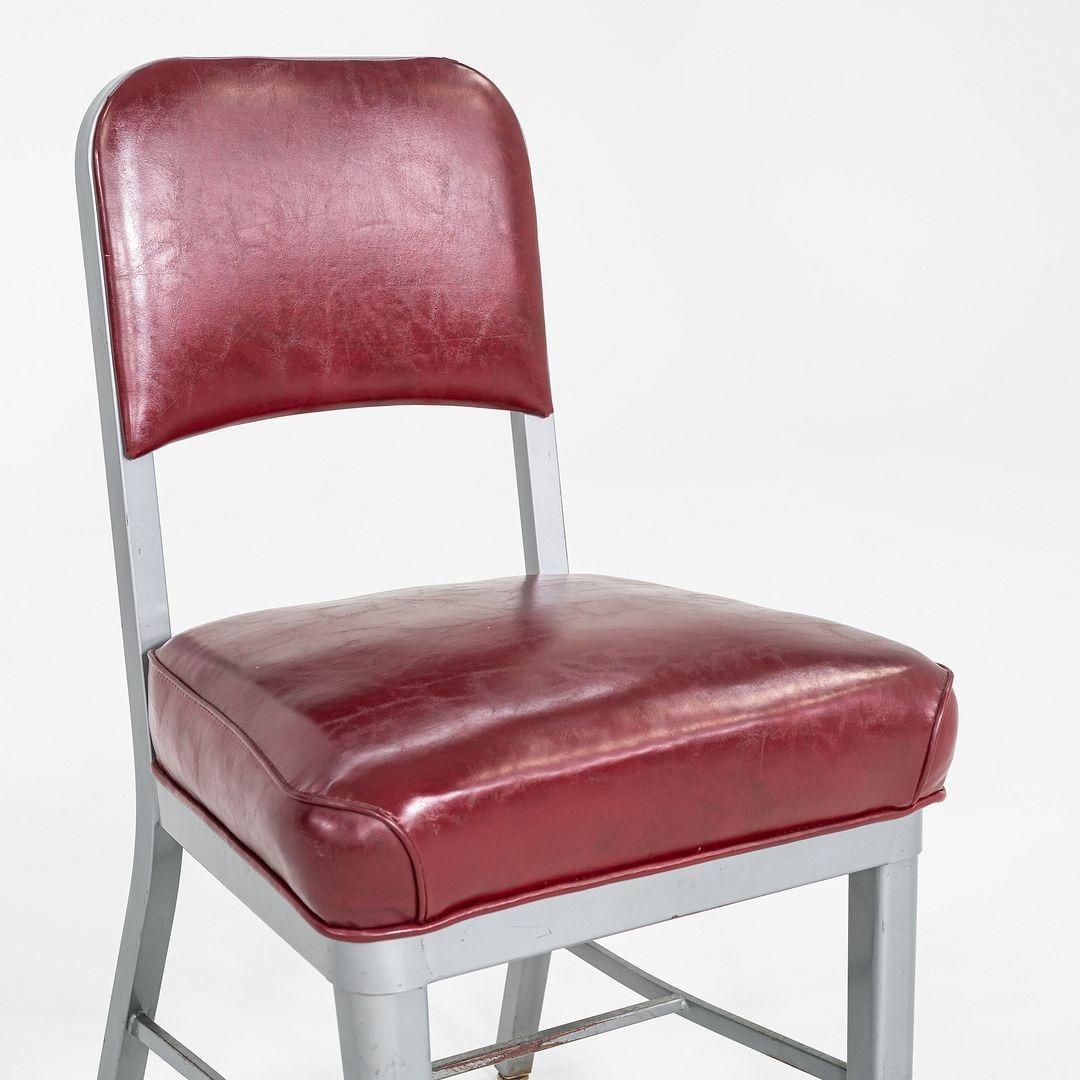 1969 Emeco, chaise d'appoint en aluminium marine avec assise et dossier en vinyle rouge, Model No 1002 en vente 1