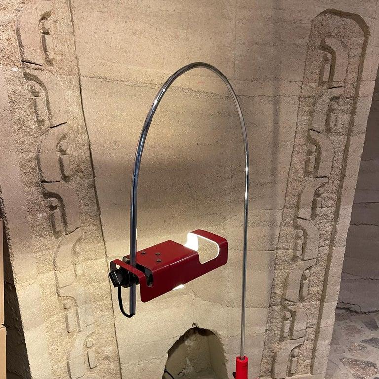 1969 Joe Colombo Red Spider Table Lamp Oluce Milan For Sale 5