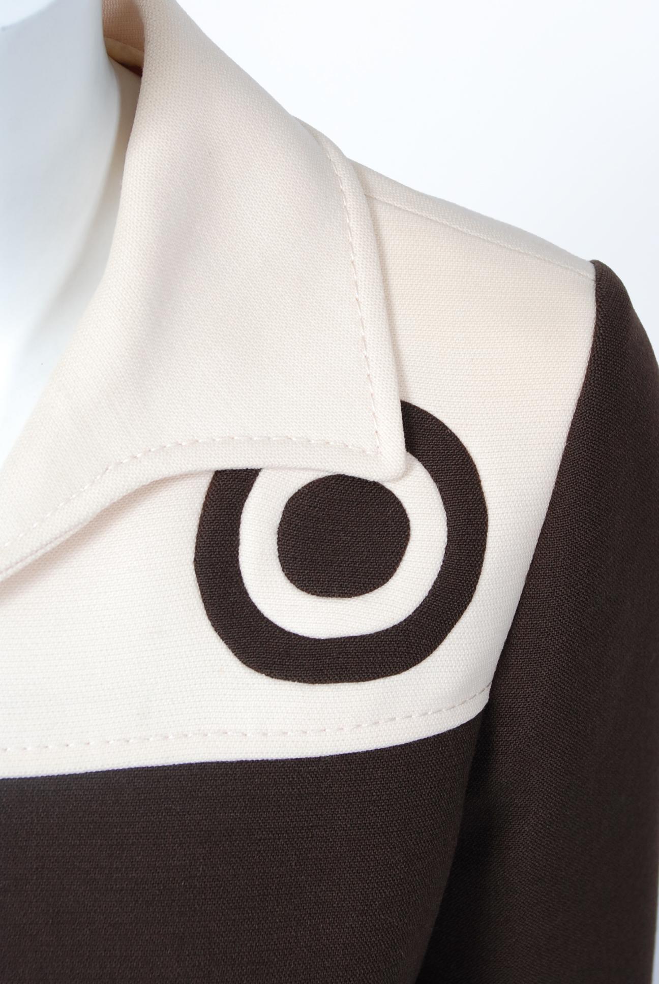 1969 Louis Feraud Couture Brown & Creme Wool Op-Art Mod Target Long-Sleeve Dress In Good Condition In Beverly Hills, CA