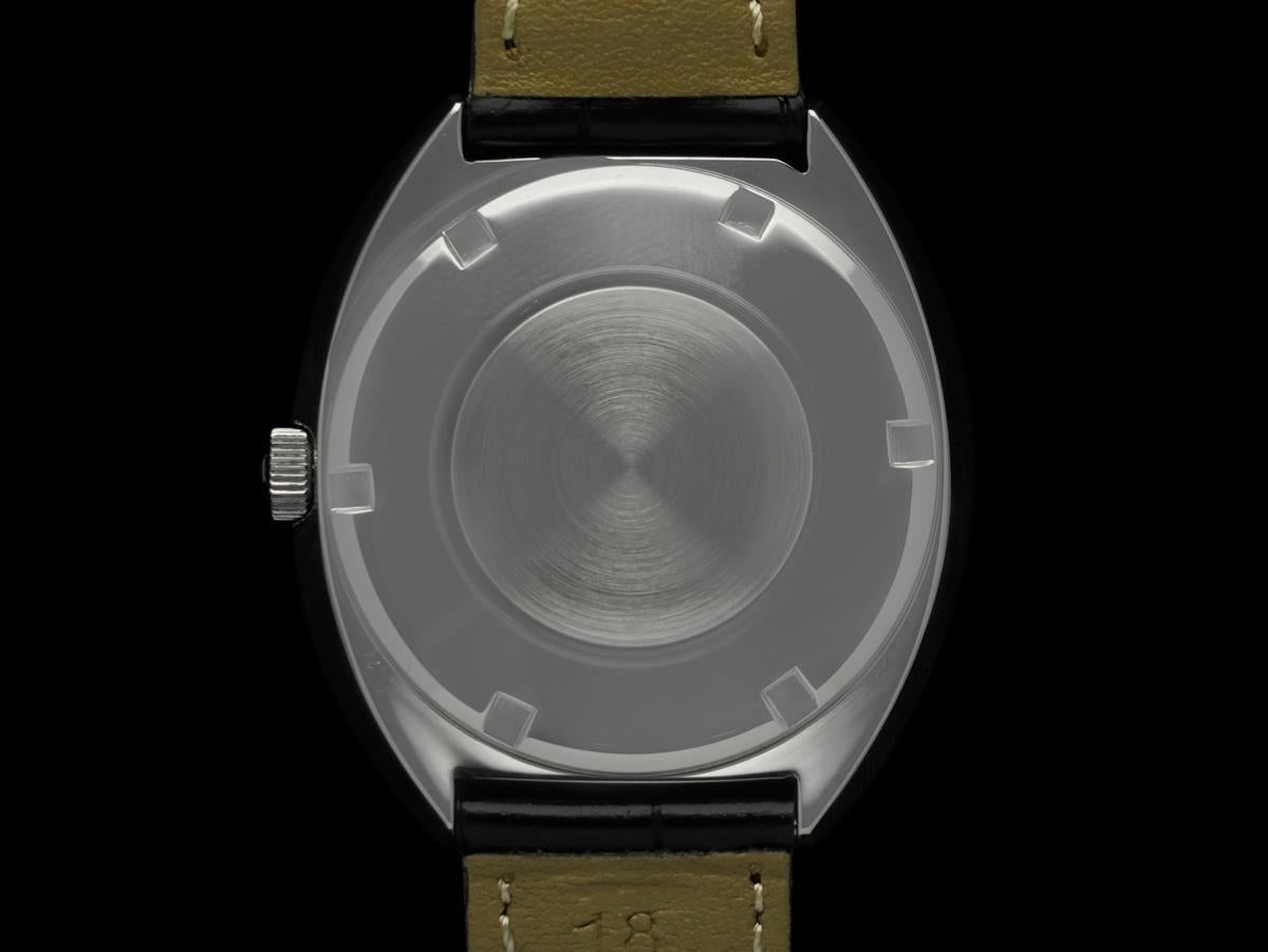 1969 Omega Geneve Vintage Mens Large 37mm Cal. 565 Watch with Emerald Green Dial For Sale 2