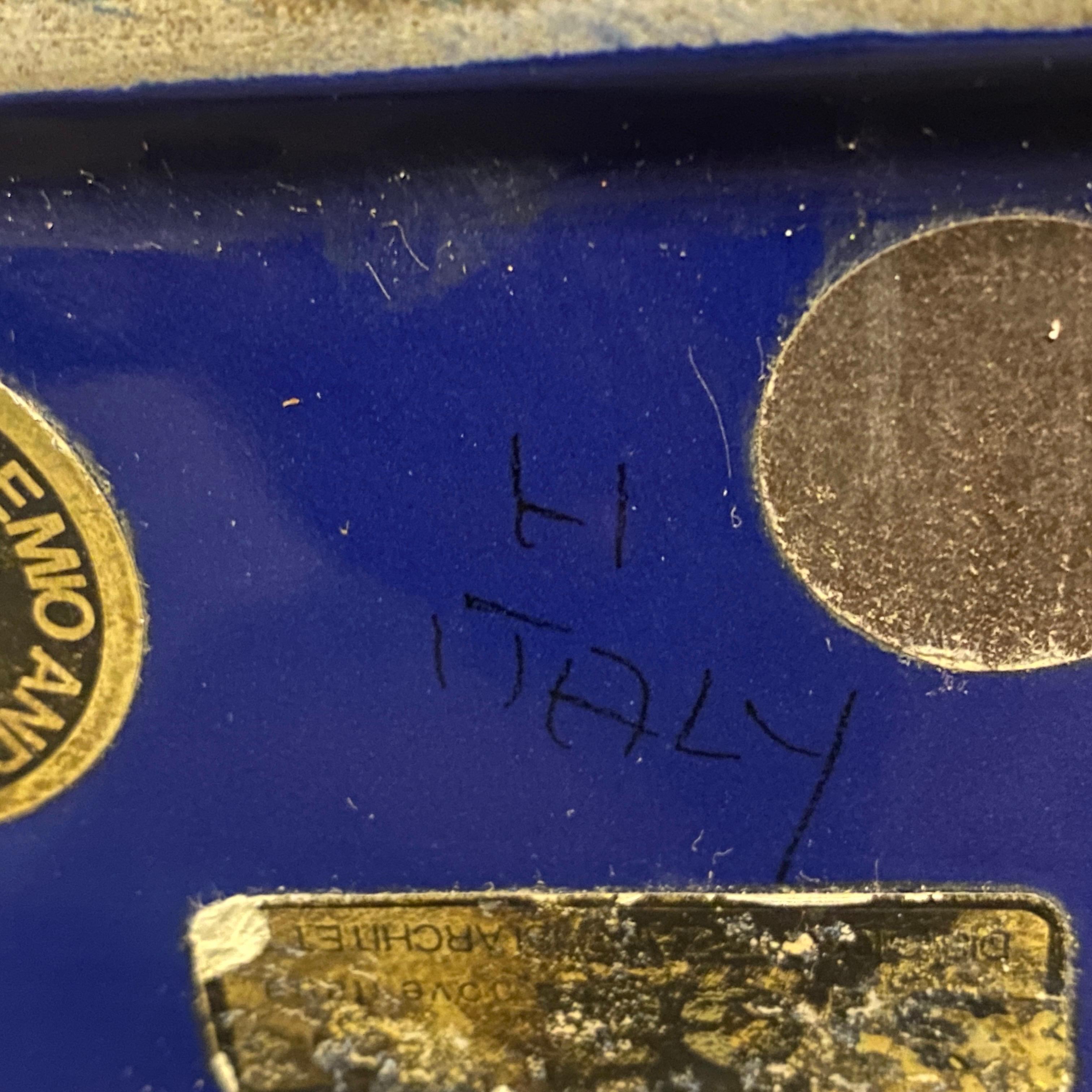 1969 Post Jarrón moderno de cerámica azul de diseño italiano Vetrochina en venta 2