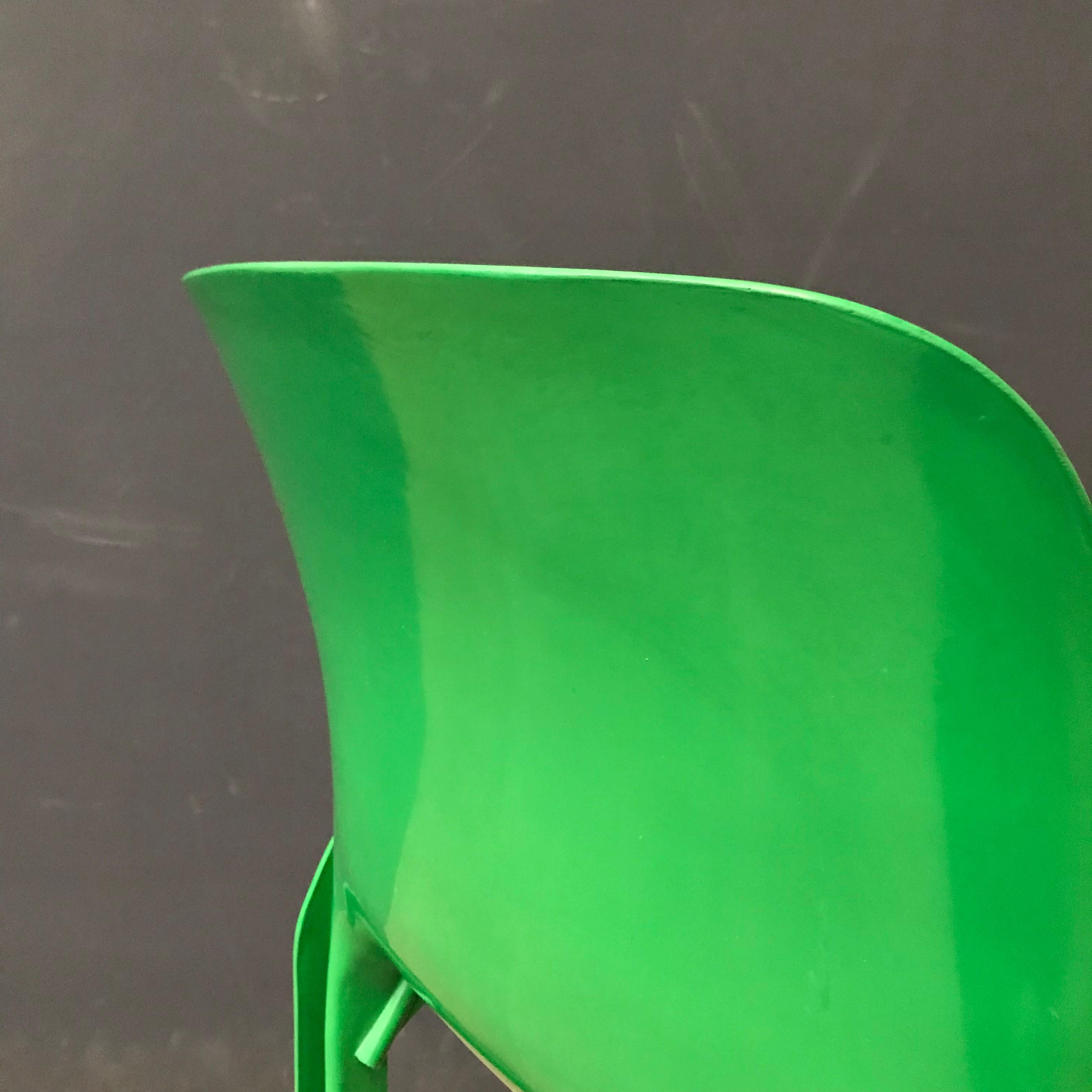 Mid-Century Modern 1969, Vico Magistretti for Artemide,  Green Selene Chair