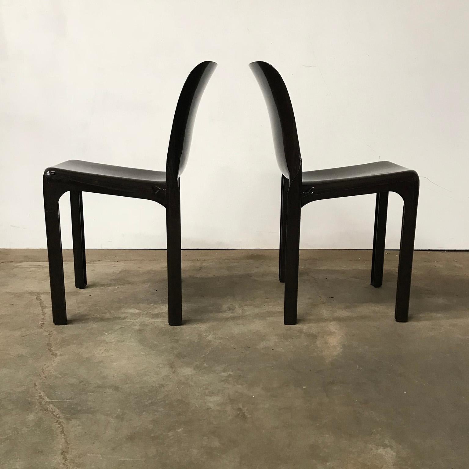 Italian 1969, Vico Magistretti for Artemide, Set of Two Dark Brown Selene Chairs