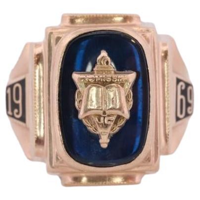Anillo de graduación de la promoción de 1969 de la Wyomissing High School. Oro de 10 quilates con topacio oval