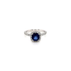Bague de fiançailles avec halo de diamants et saphirs de 1,96 carat au total