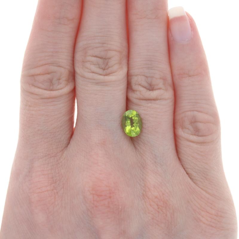 Oval Cut 1.96ct Loose Peridot Gemstone - Oval Green Faceted Genuine 8.96mm x 6.95mm For Sale