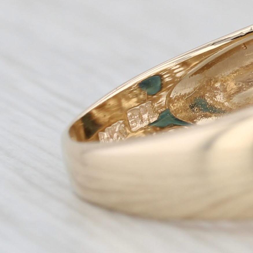 Bague halo de saphirs bleus de 1,96 carat et diamants en or jaune 14 carats, taille 7,75 en vente 2