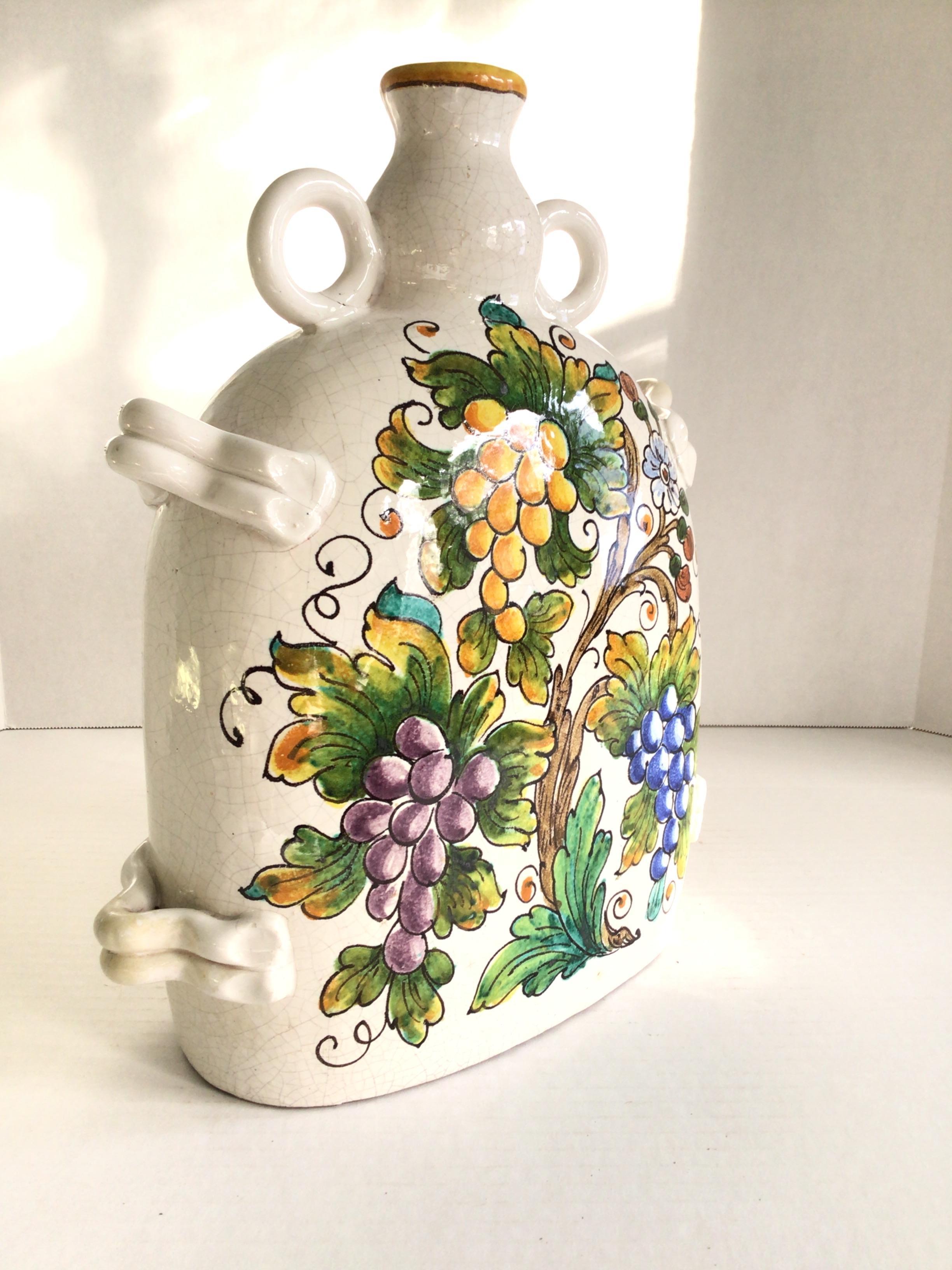 Peint à la main Vase en céramique peint 196s en vente