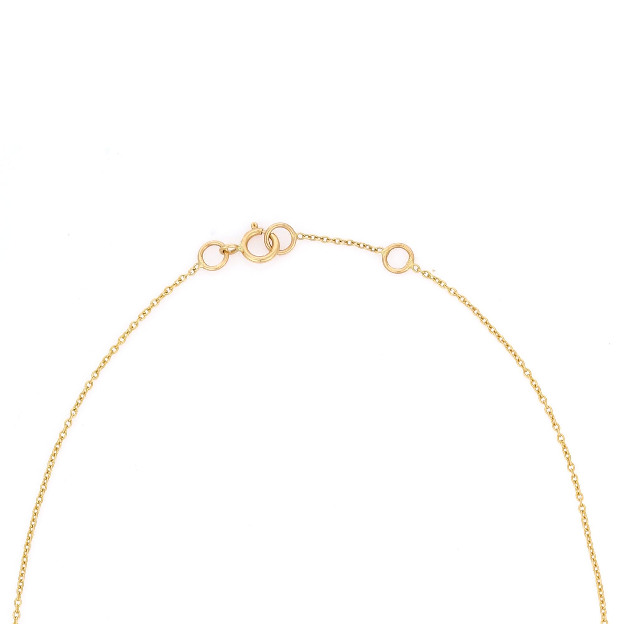 Collier en or jaune 18 carats avec pendentif en forme de poire en émeraude de 1,97 carat Pour femmes en vente