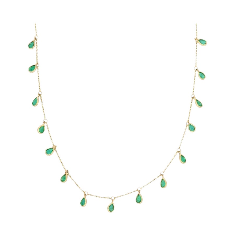 Collar de Oro Amarillo de 18 quilates en forma de pera con esmeralda de 1,97 quilates