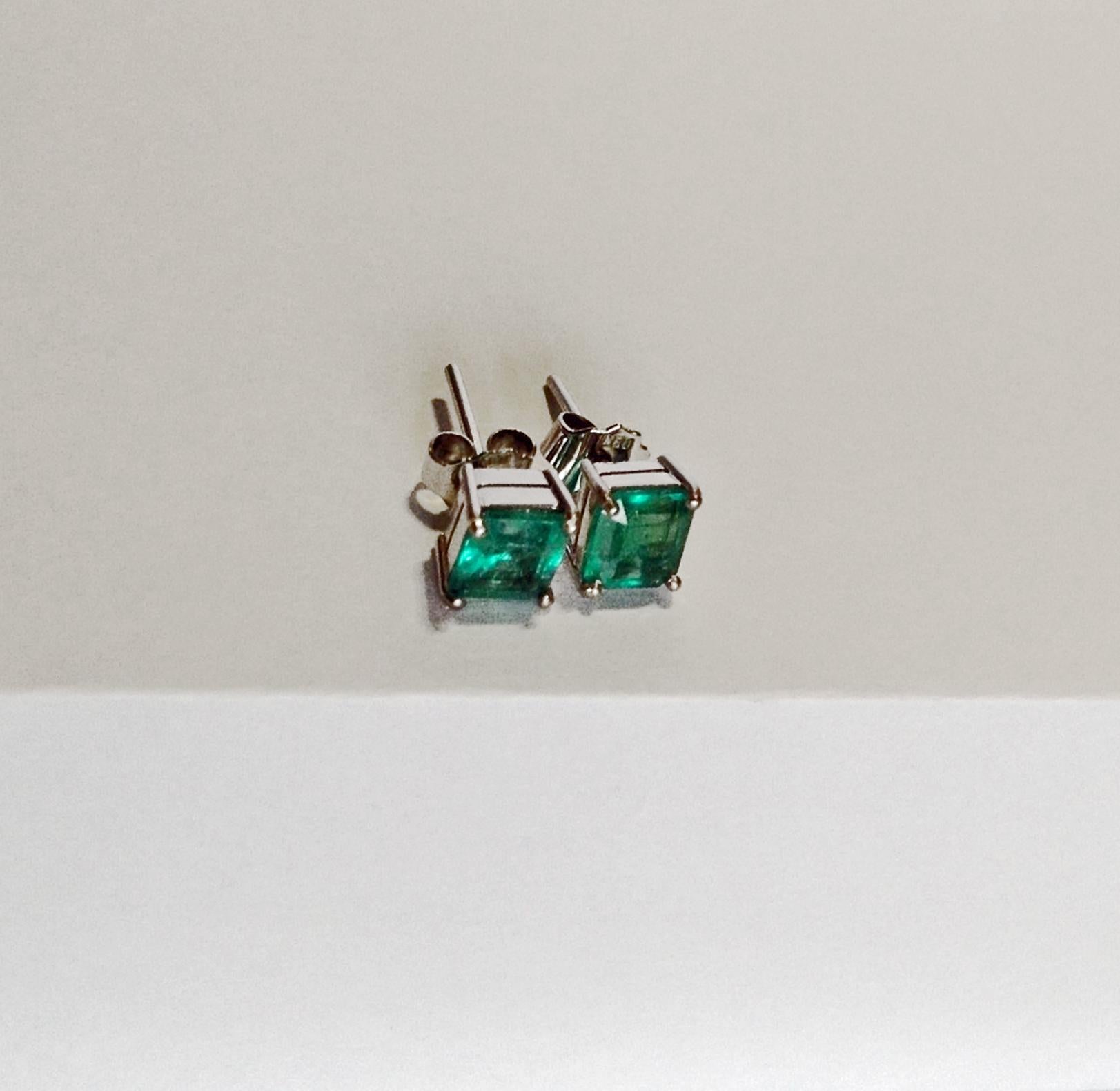 Women's 1.97 Carat Natural Emerald Stud Earrings 18 Karat White Gold