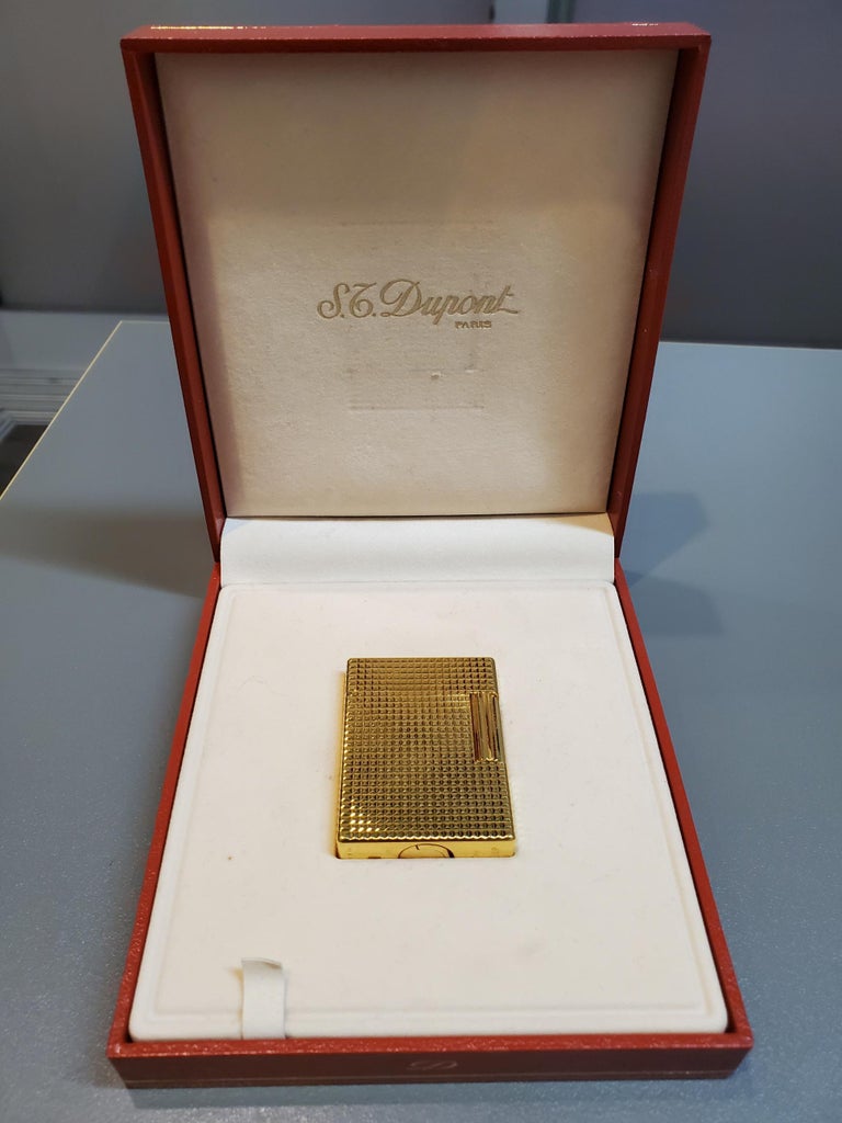 1970 18 Karat Yellow Gold St. Dupont Lighter, Gold Filled, Diamond Head Pattern at 1stDibs