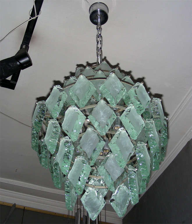 1970-1980 Italian Glass Chandelier by Zero Quattro In Good Condition For Sale In Paris, FR