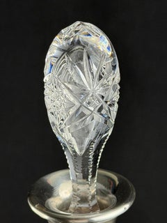 1970–1980 : Carafe en cristal taillé « Valenti Spain » avec collier en argent, 15 pouces