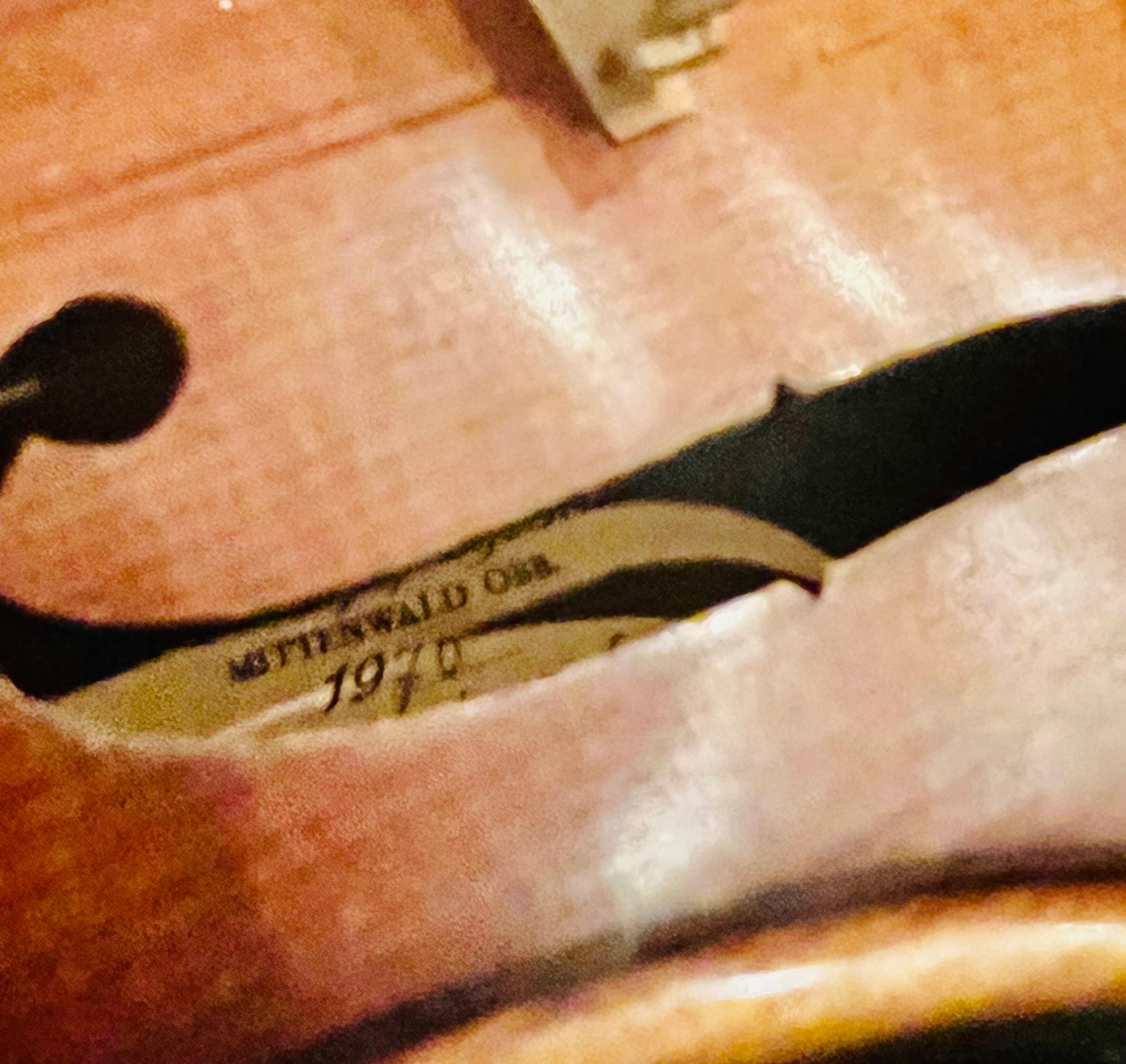 1970 3/4 E.R. Pfretzschner Hand-Crafted Violin in the Style of A. Stradivarius en vente 11