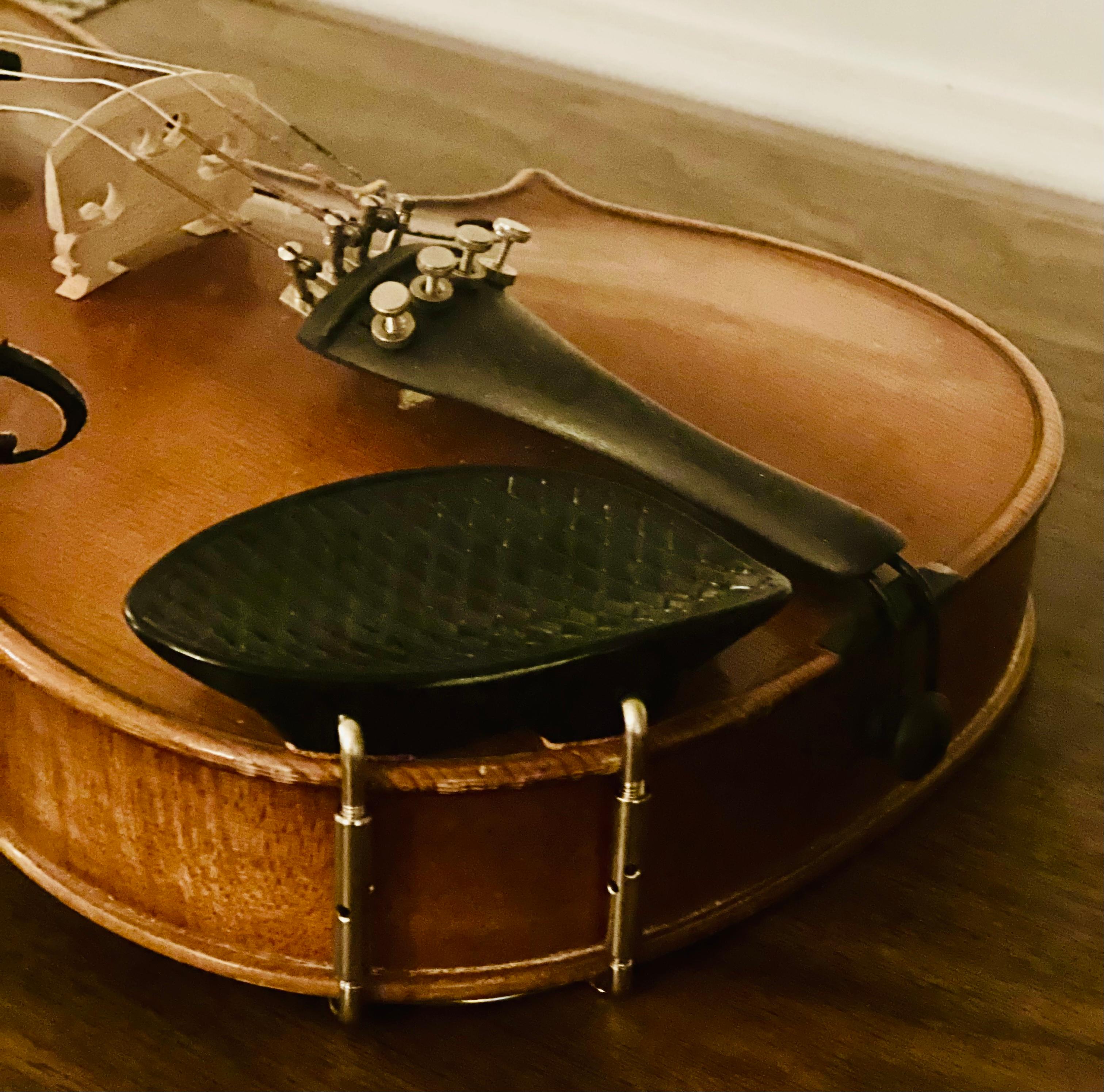 German 1970 3/4 E.R. Pfretzschner Hand-Crafted Violin in the Style of A. Stradivarius For Sale