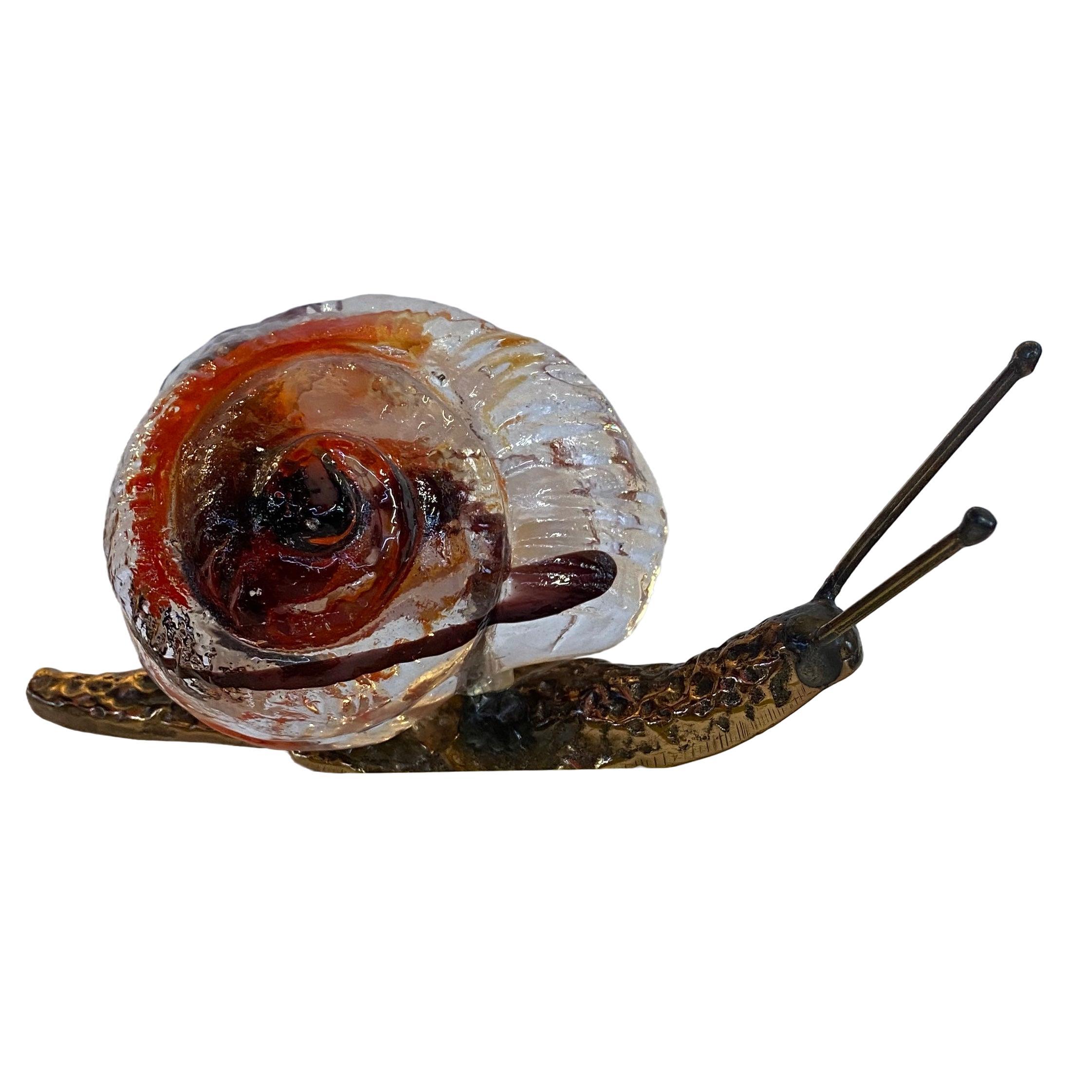 Sculpture signée LOHE, escargot en bronze et pâte de verre, 1970/80