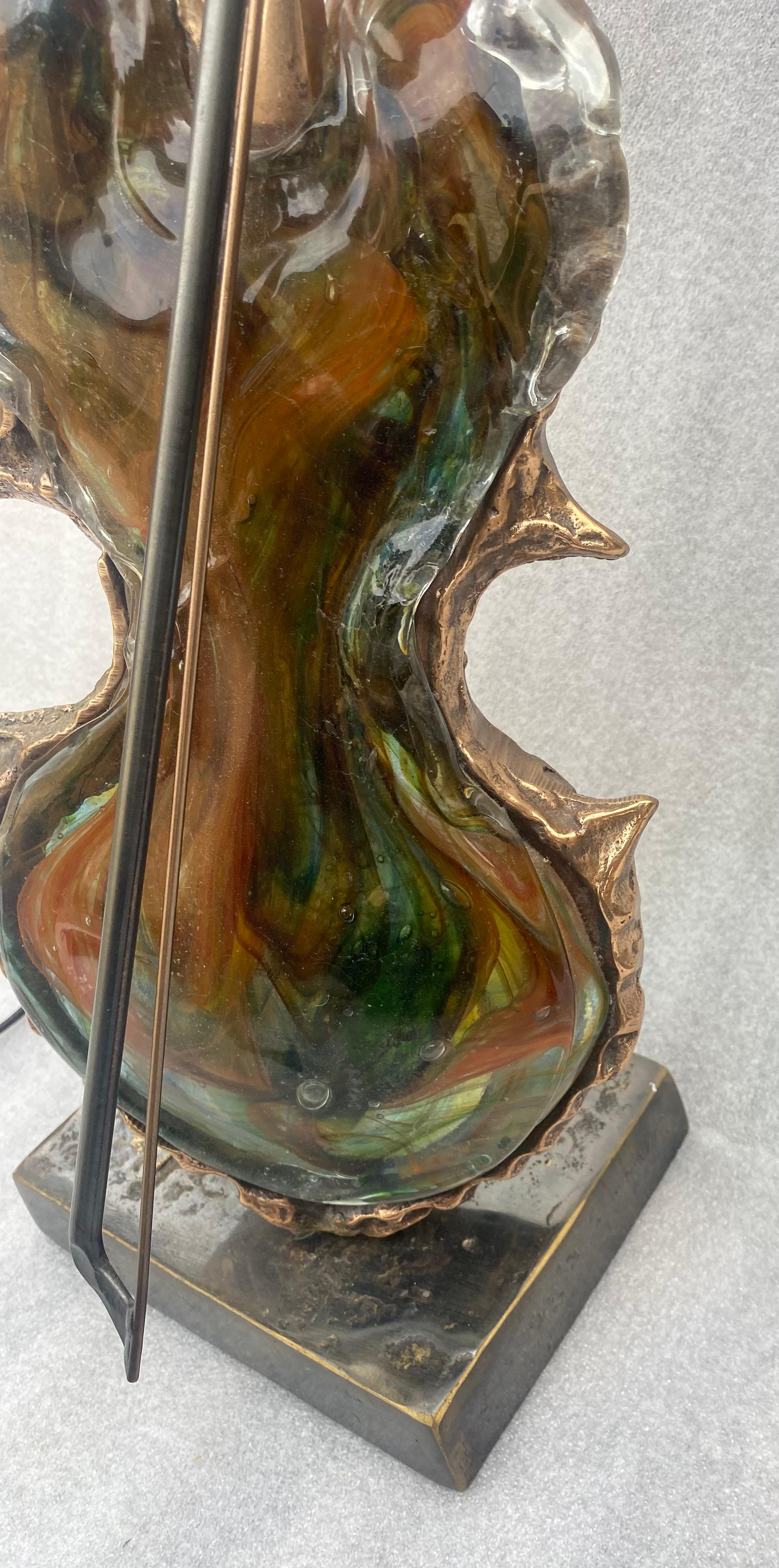 Lampe de violon 1970/80 en bronze et pâte de verre, sculpture signée LOHE en vente 6