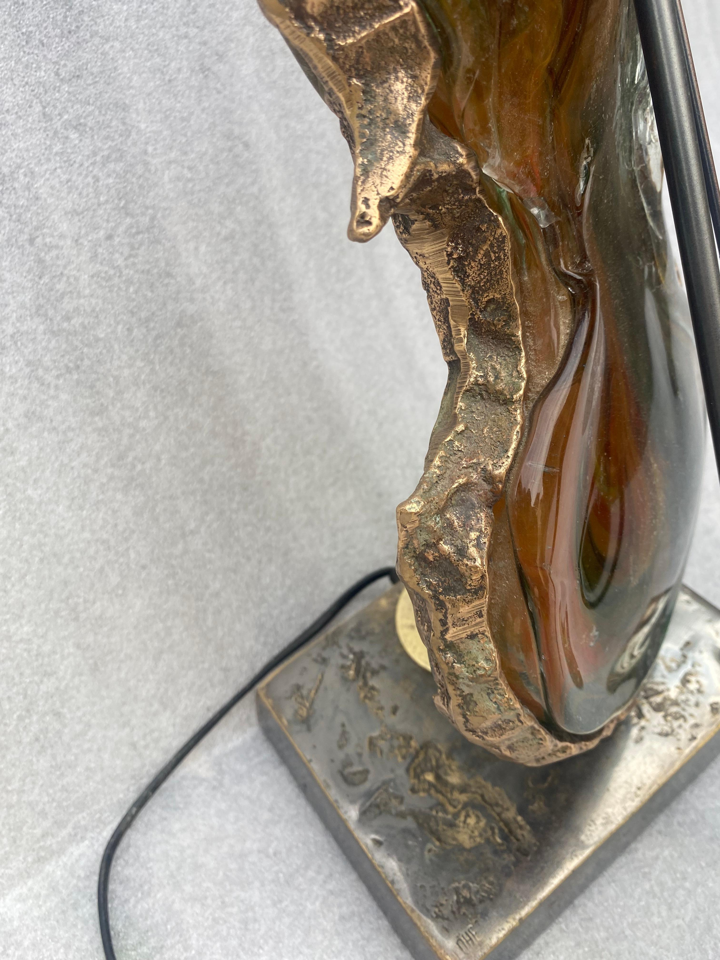 Lampe de violon 1970/80 en bronze et pâte de verre, sculpture signée LOHE en vente 8