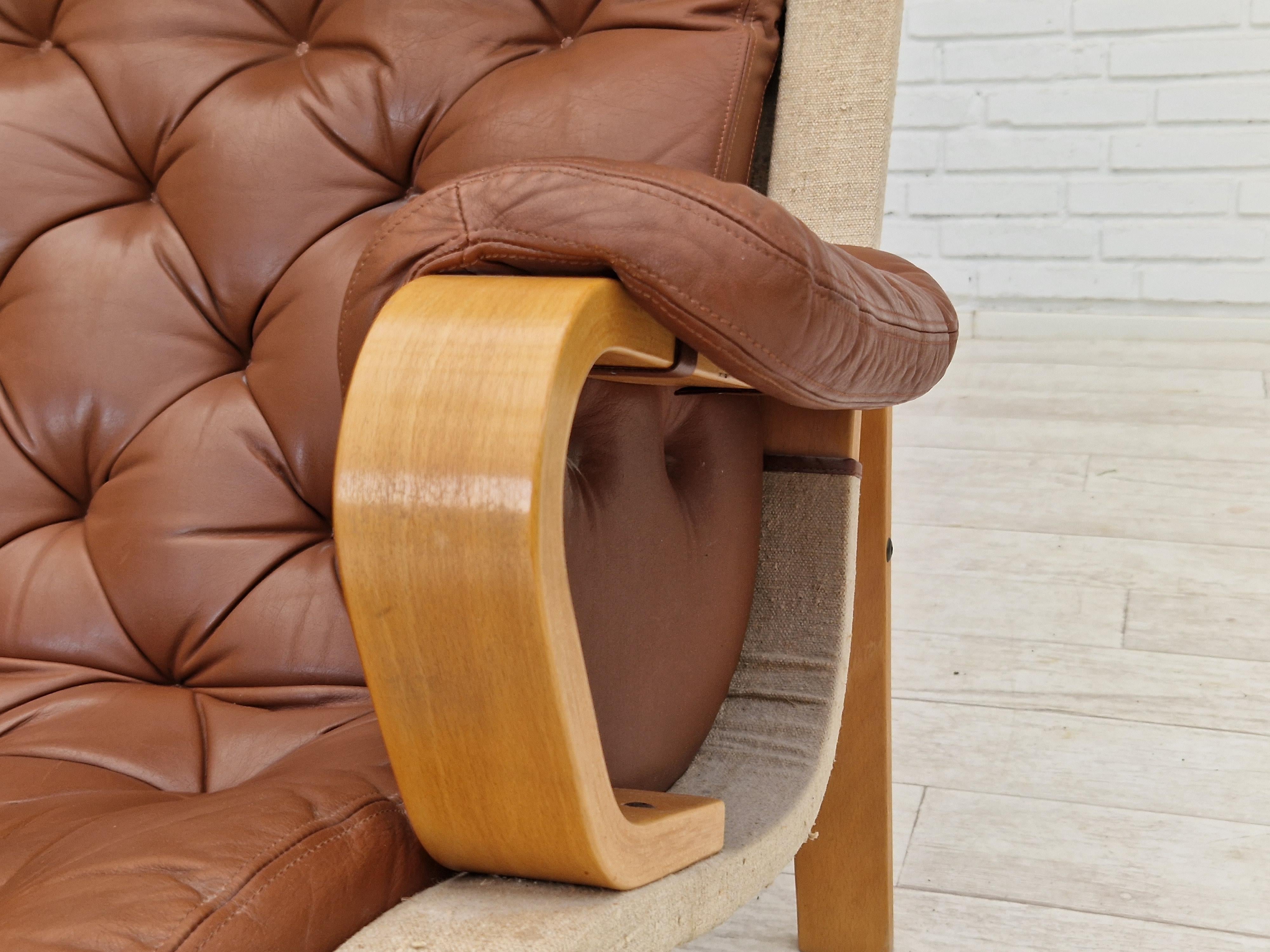 1970-80s, Danish design by Jeki Møbler, armchair in leather, beech bent wood. For Sale 5