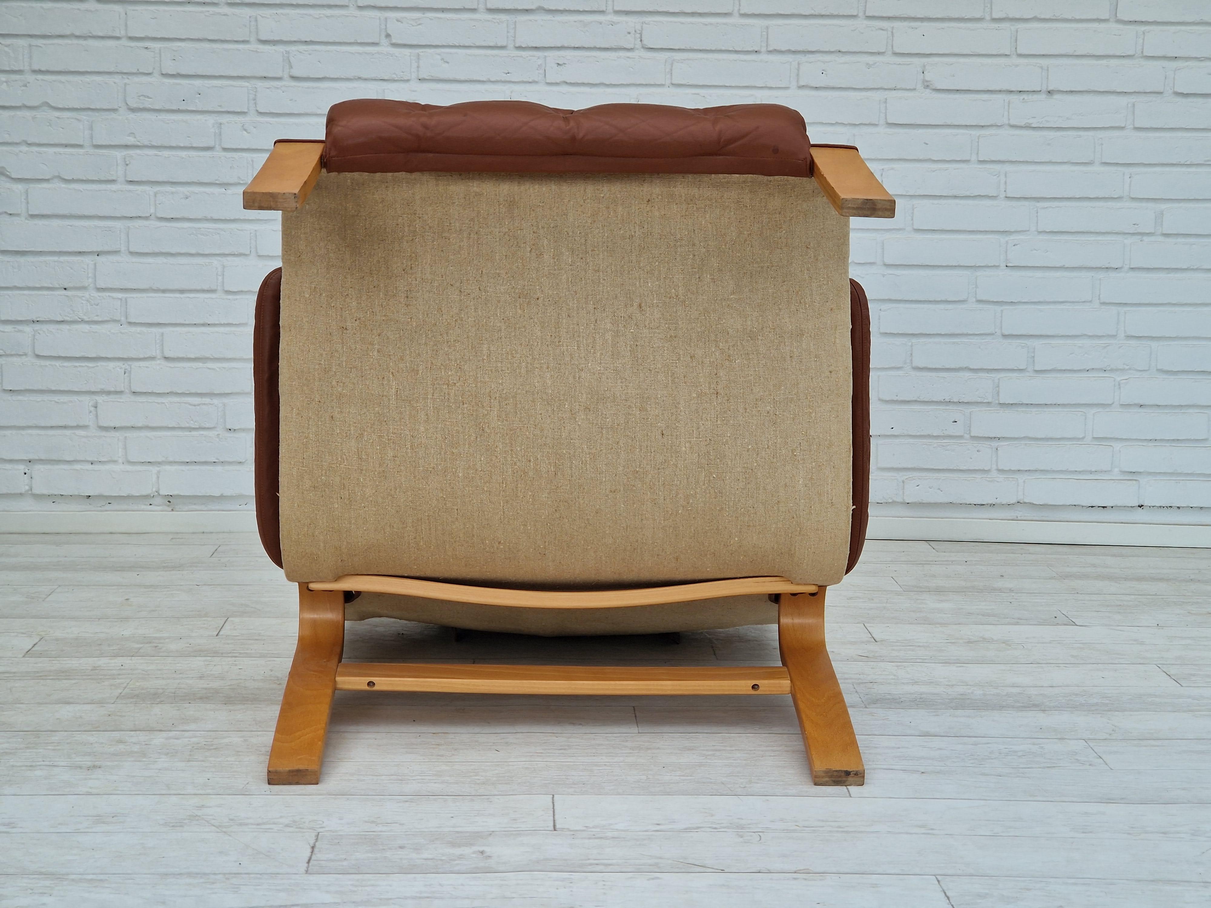 1970-80s, Danish design by Jeki Møbler, armchair in leather, beech bent wood. For Sale 12