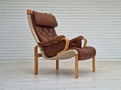 1970-80s, Danish design by Jeki Møbler, armchair in leather, beech bent wood.