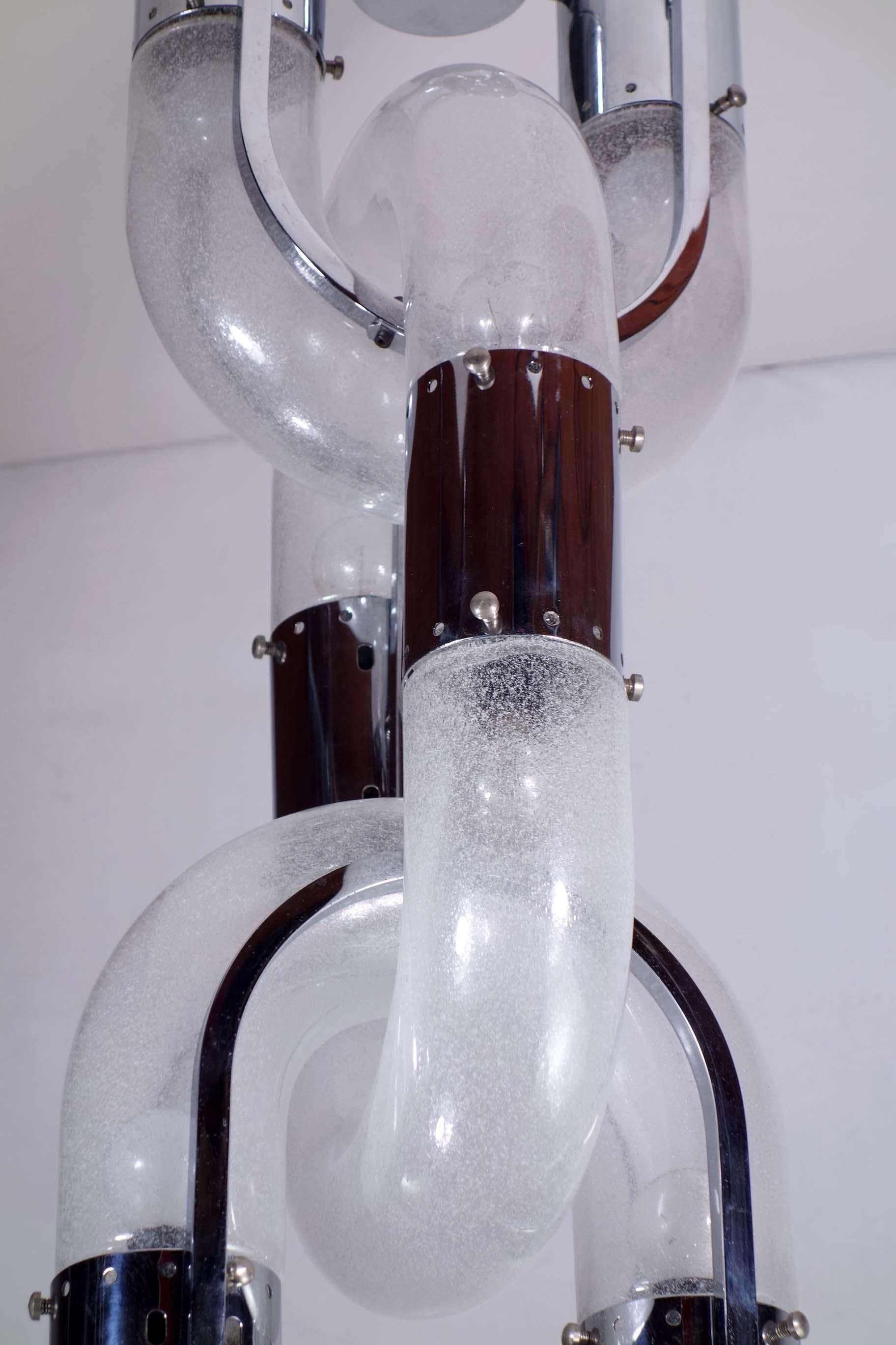 Italiano 1970 Aldo Nason Mazzega Murano Space Age Design Lampada da soffitto a catena in vetro di Murano in vendita