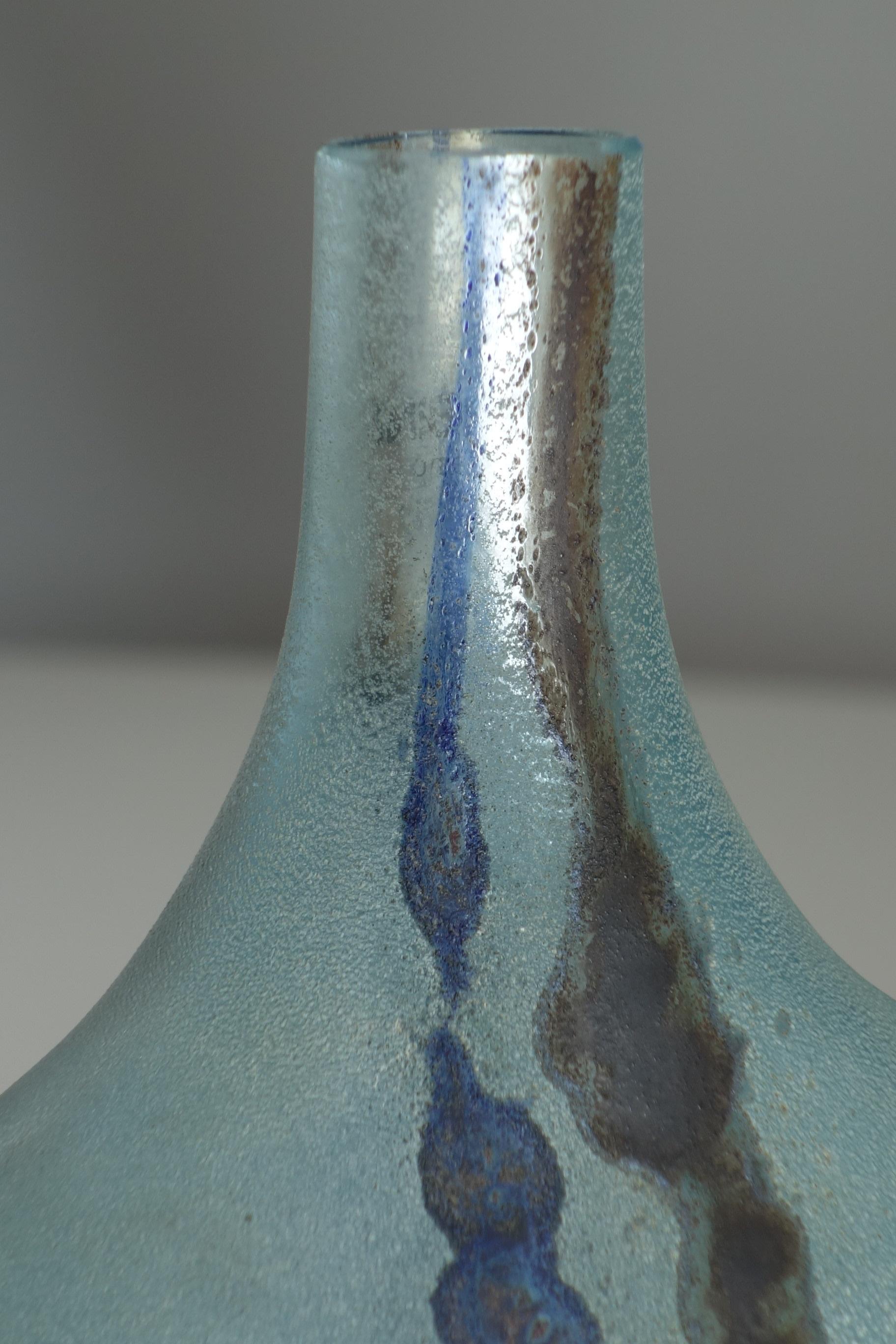 1970 Alfredo Barbini Blue Scavo Murano Glass Vase 2