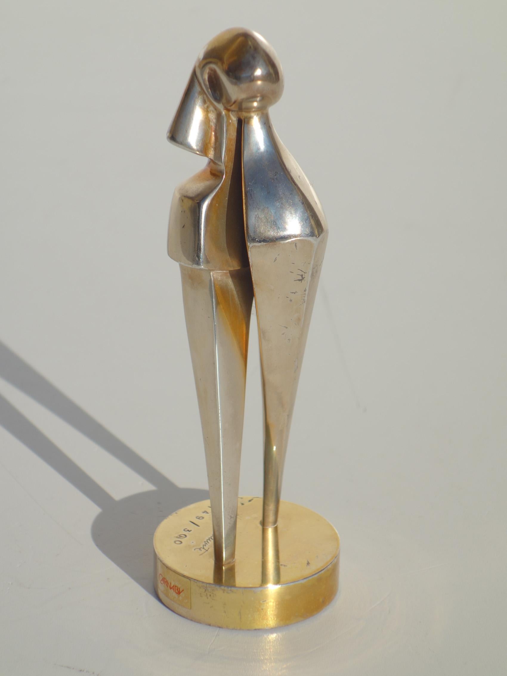 1970 Amelio Roccamonte Arte Italiano Moderno Escultura de metal de bronce plateado en Bueno estado para la venta en Brescia, IT