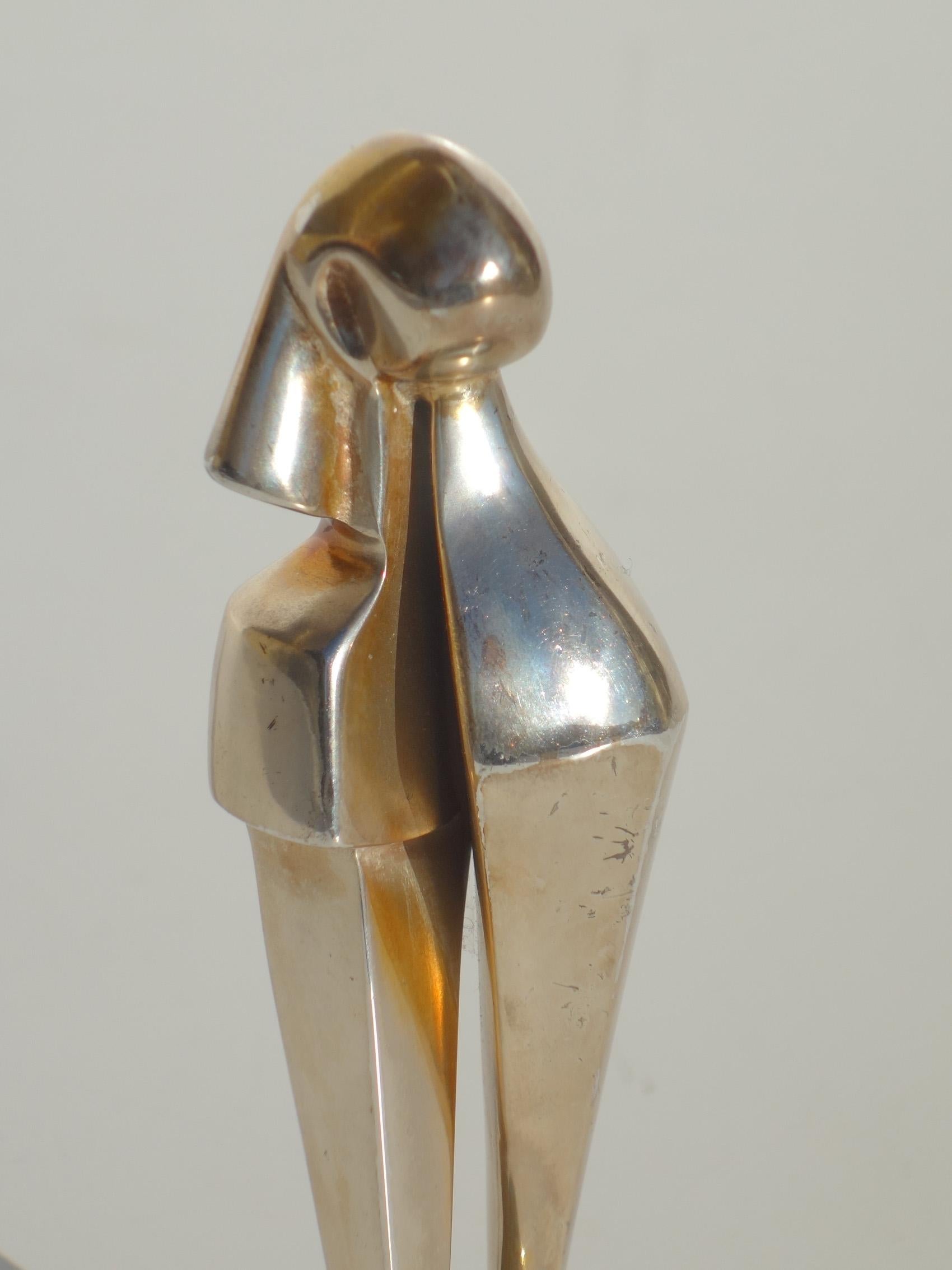 1970 Amelio Roccamonte Arte Italiano Moderno Escultura de metal de bronce plateado finales del siglo XX en venta